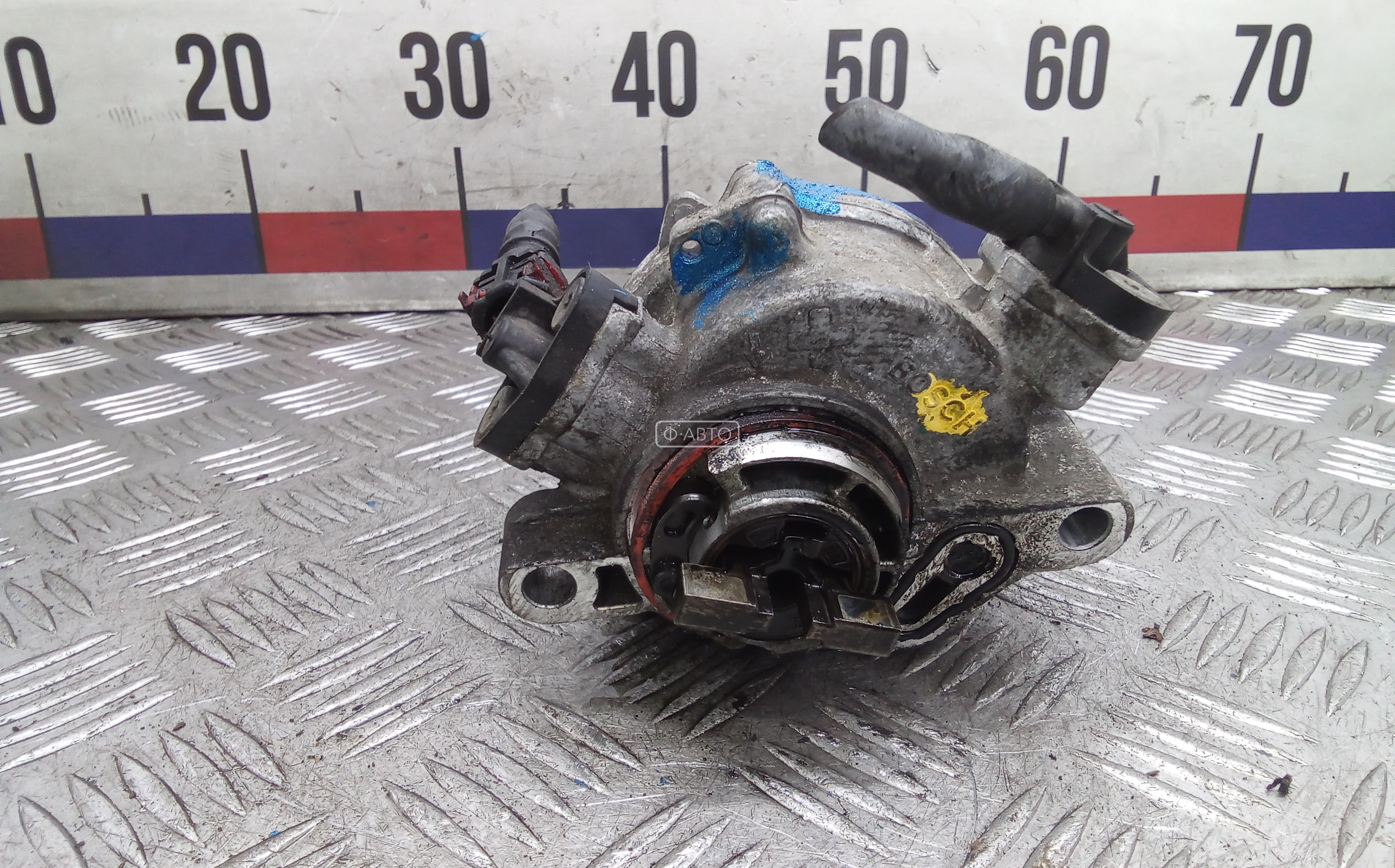 Насос вакуумный