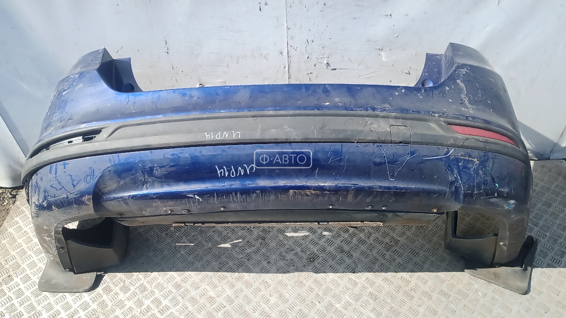 Бампер задний