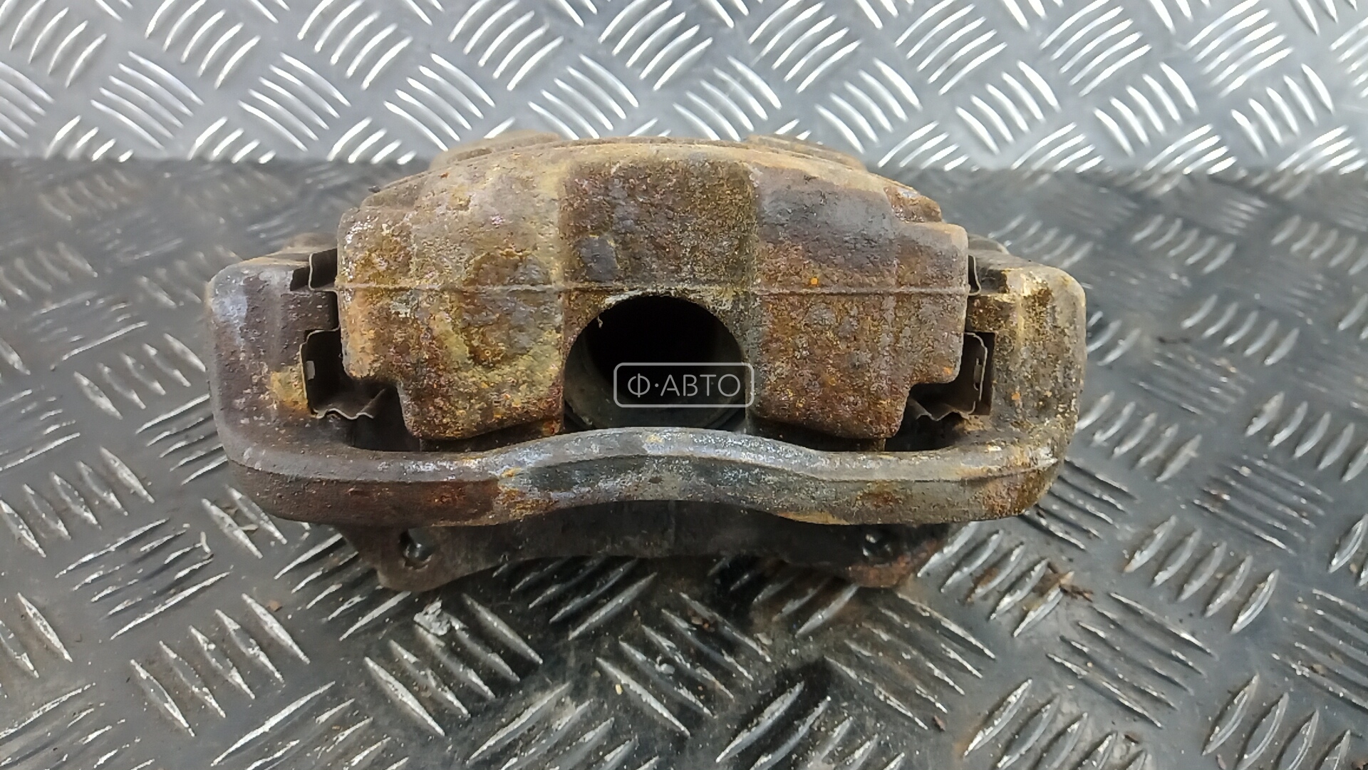 Суппорт тормозной передний правый