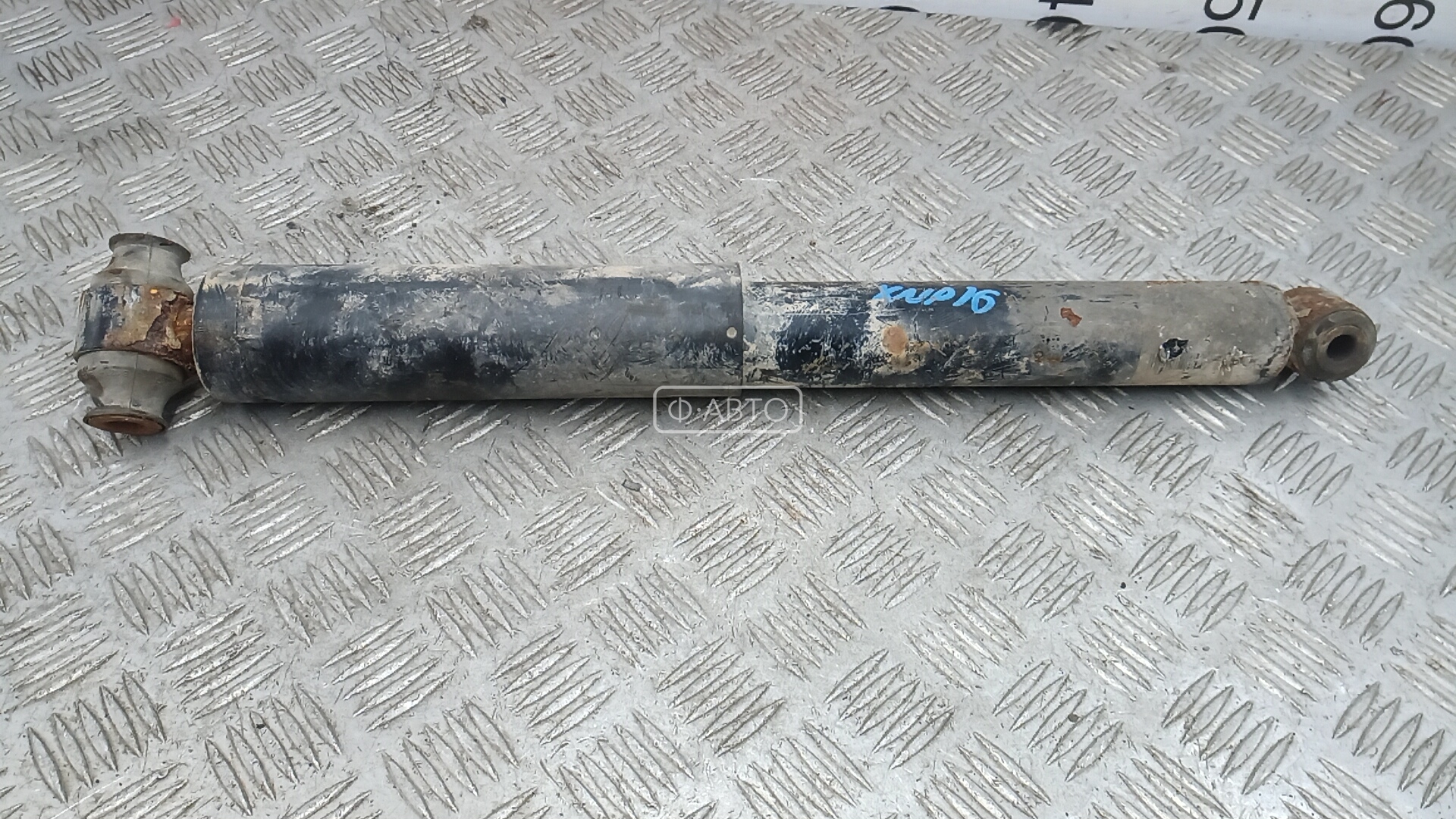 Амортизатор задней балки