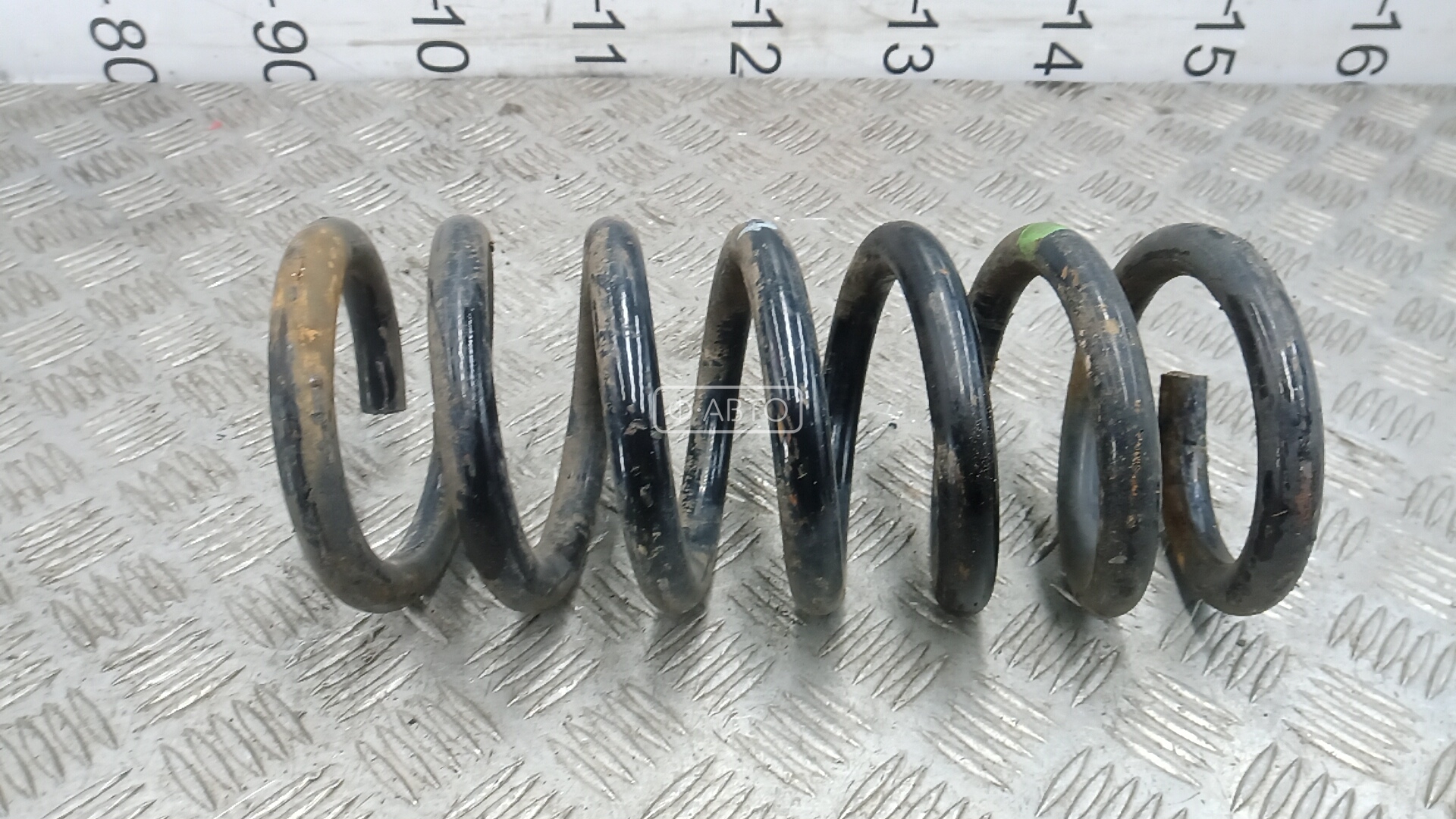 Пружина задняя