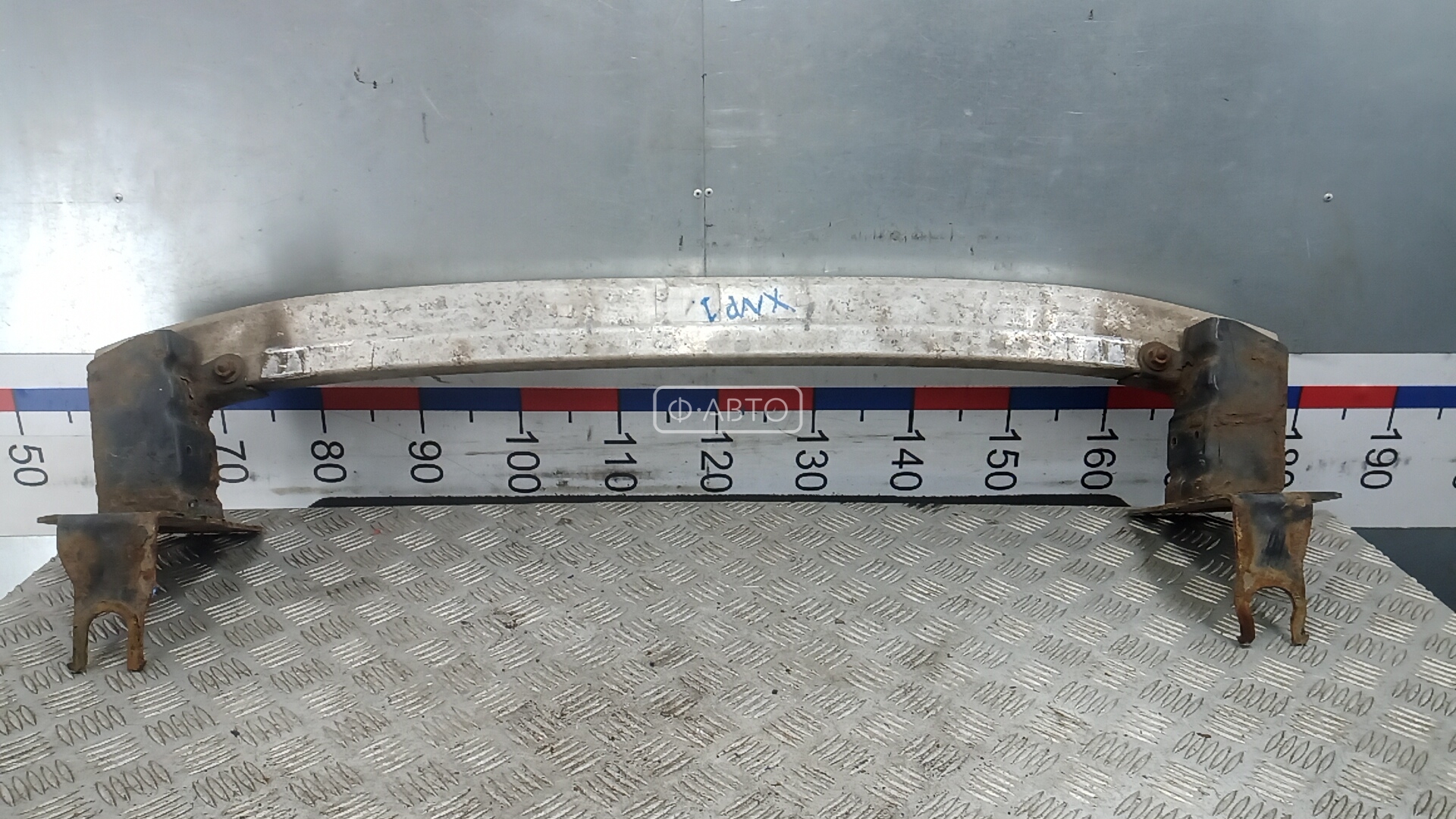 Усилитель бампера передний (кронштейн)