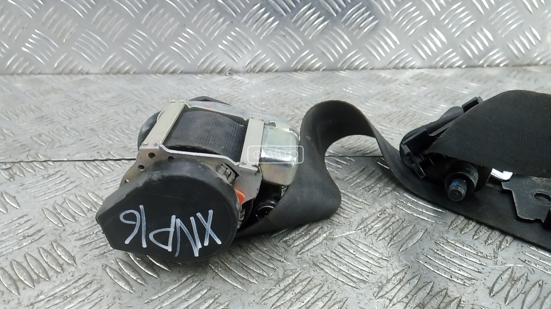 Ремень безопасности с пиропатроном сиденья переднего