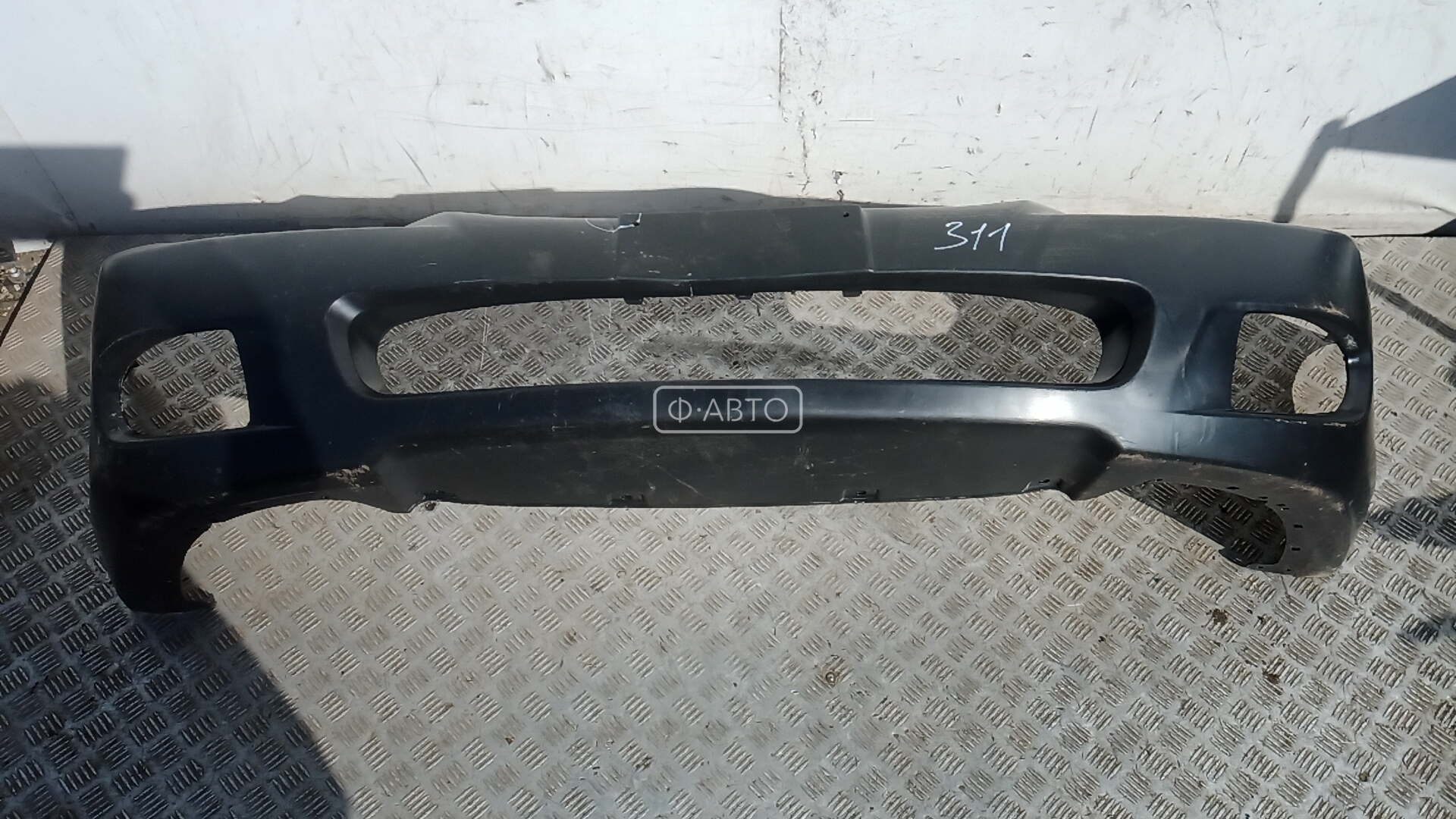 Бампер передний