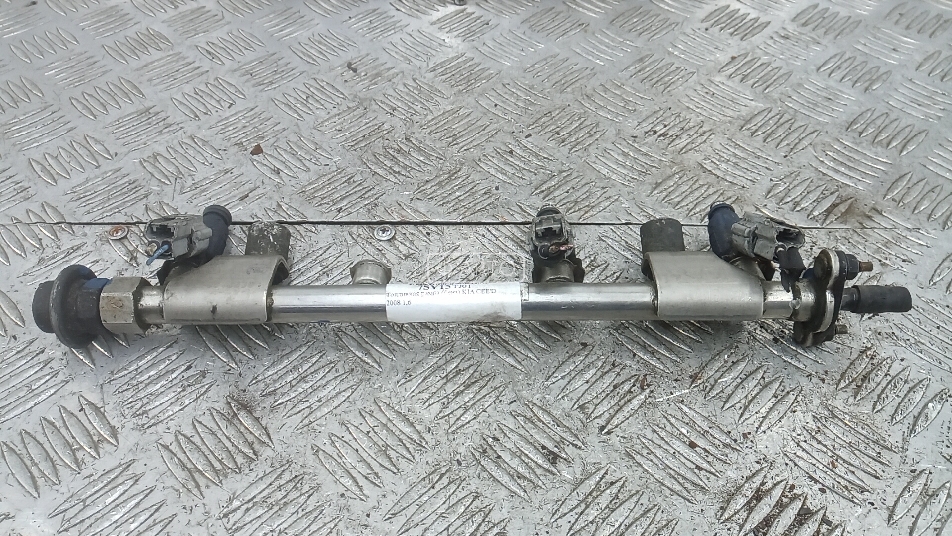 Топливная рампа бензиновая