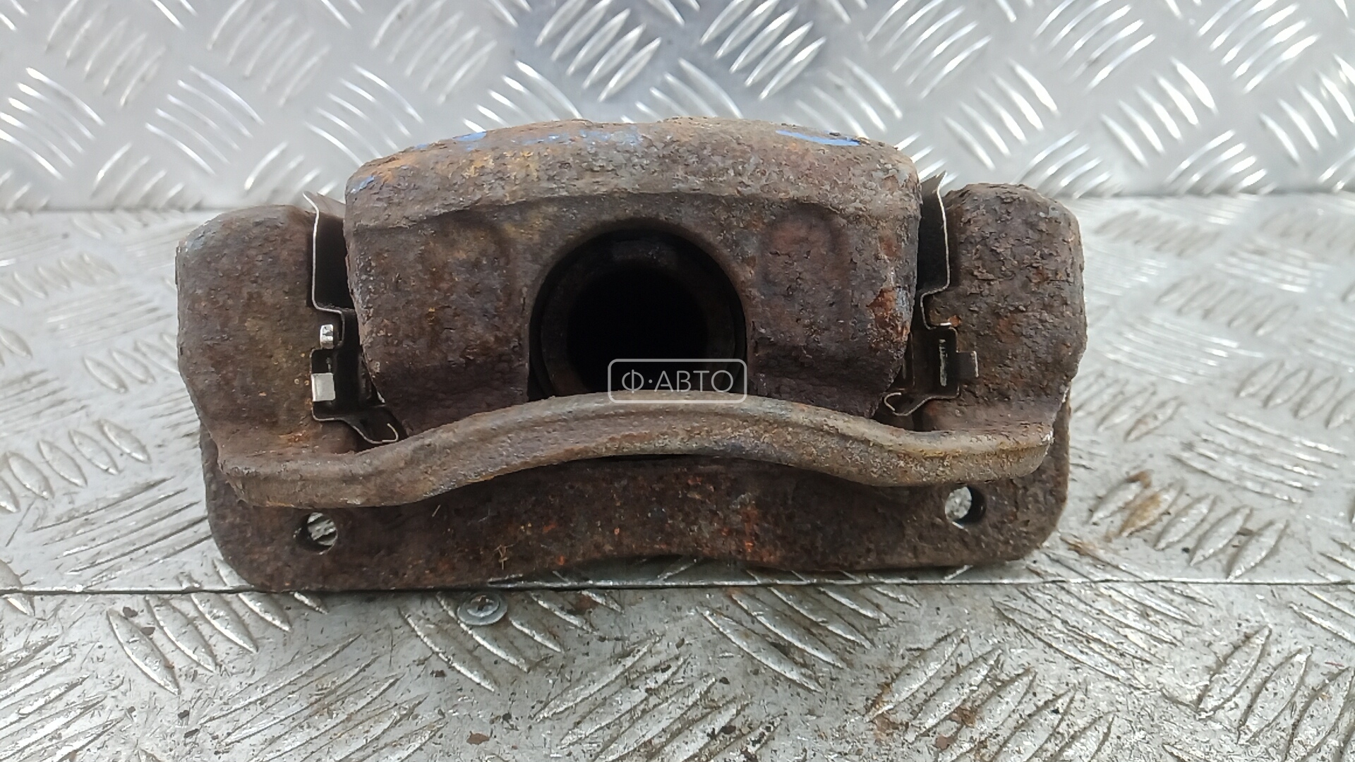 Суппорт тормозной задний правый