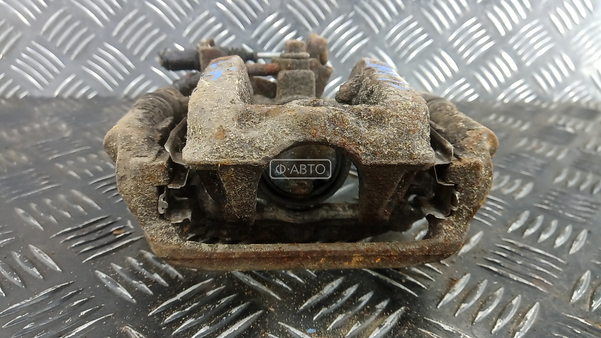 Суппорт тормозной задний правый