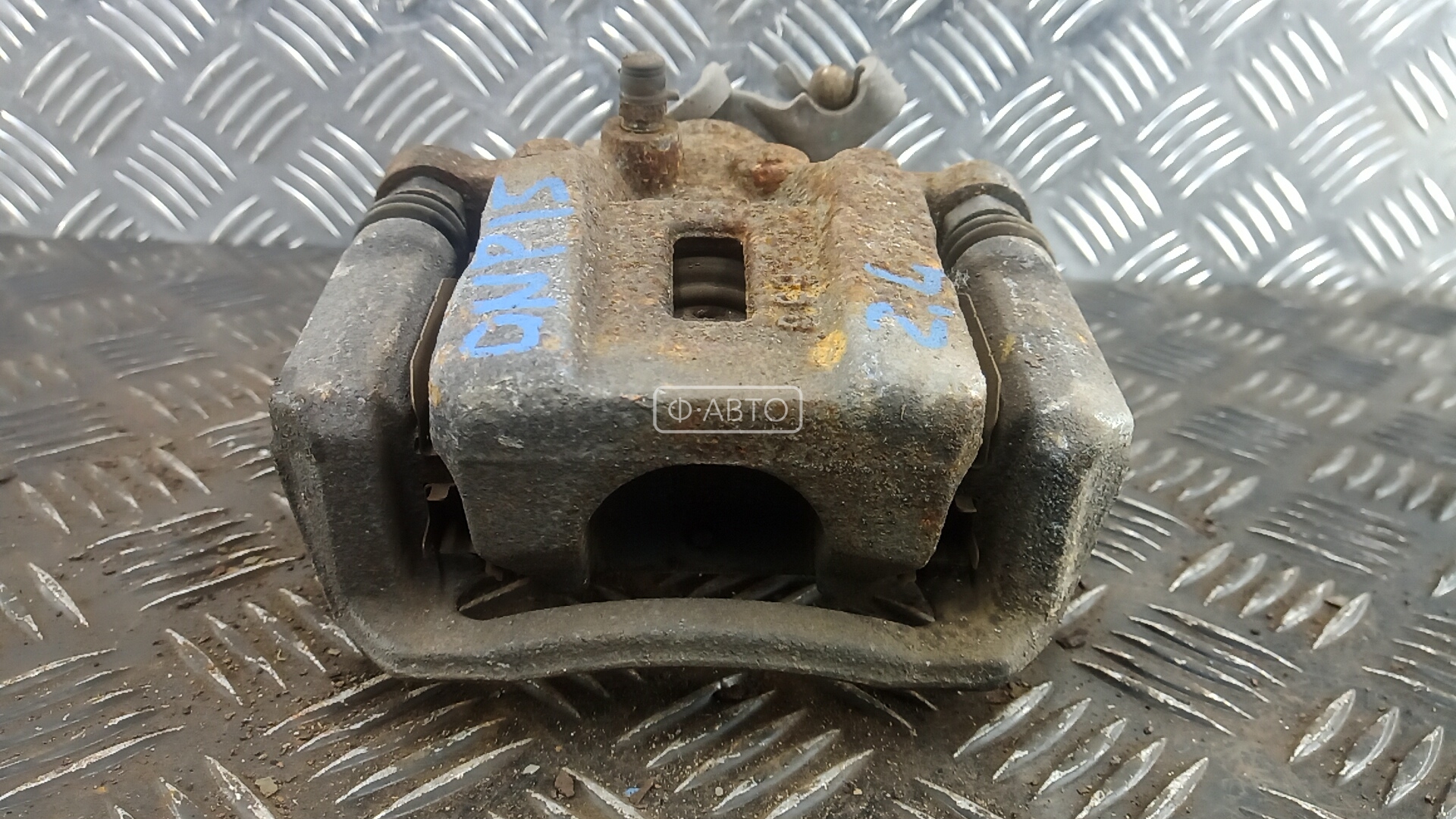 Суппорт тормозной задний левый