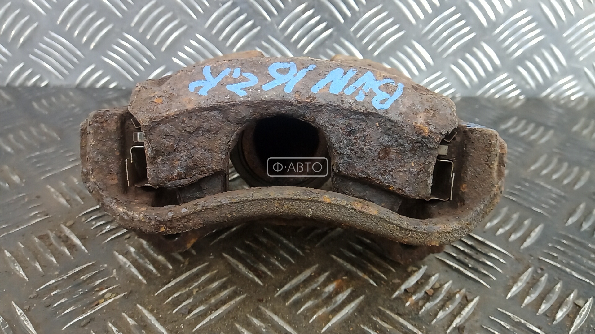 Суппорт тормозной задний правый