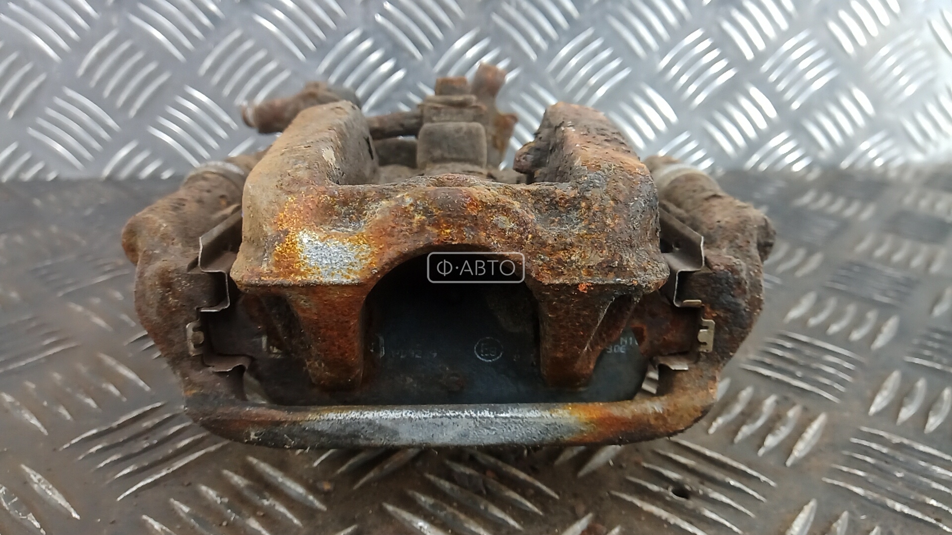 Суппорт тормозной задний правый