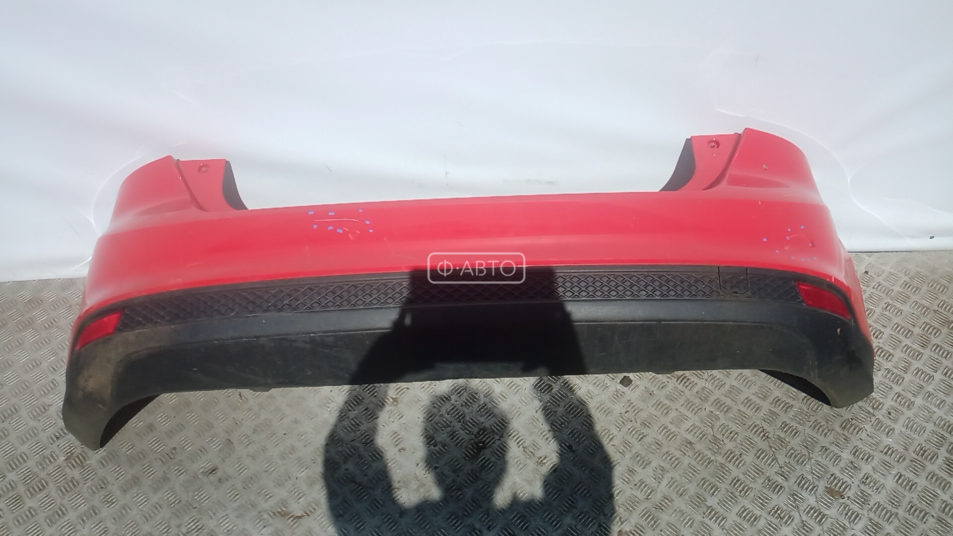 Бампер задний