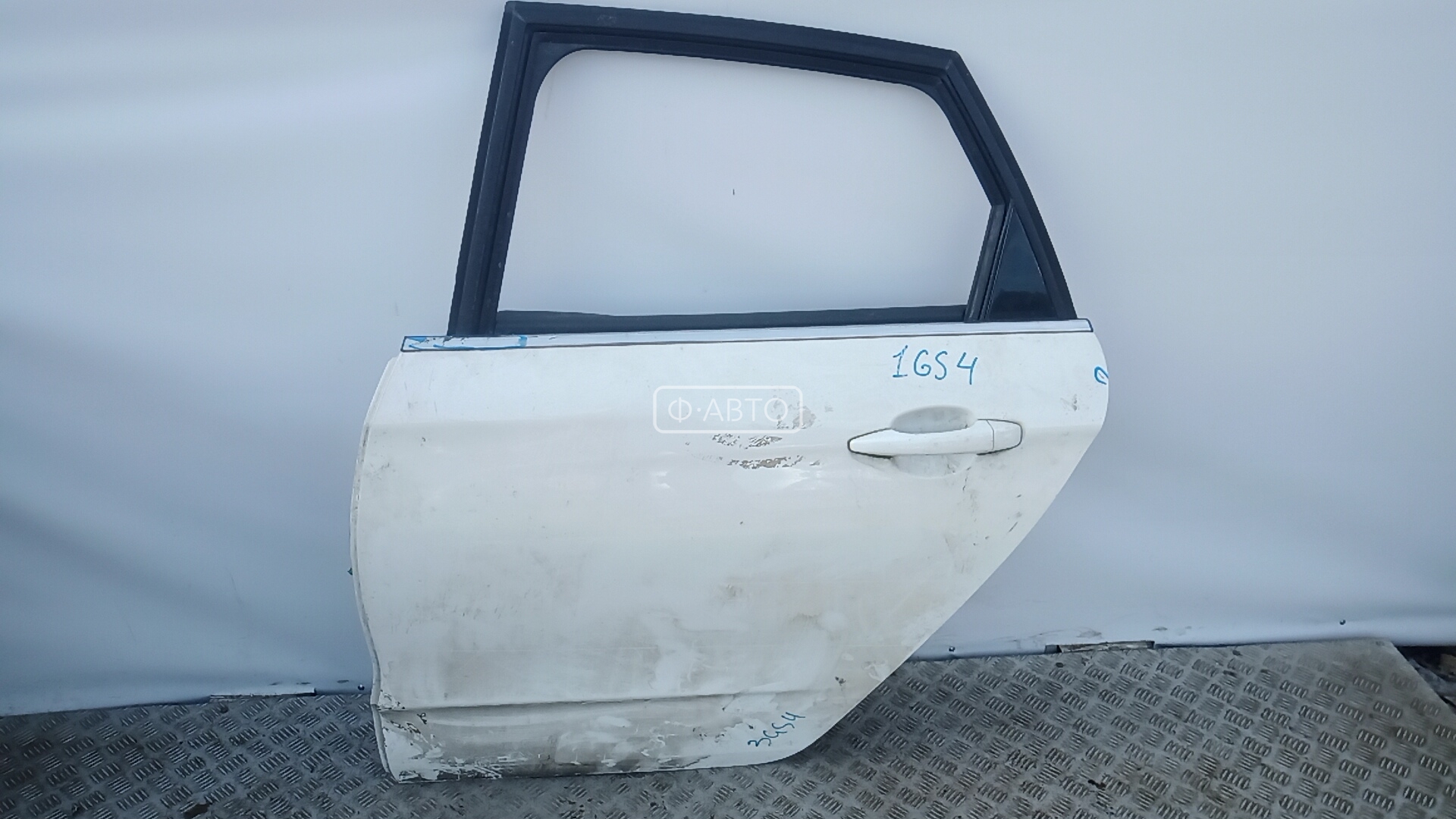Дверь задняя левая