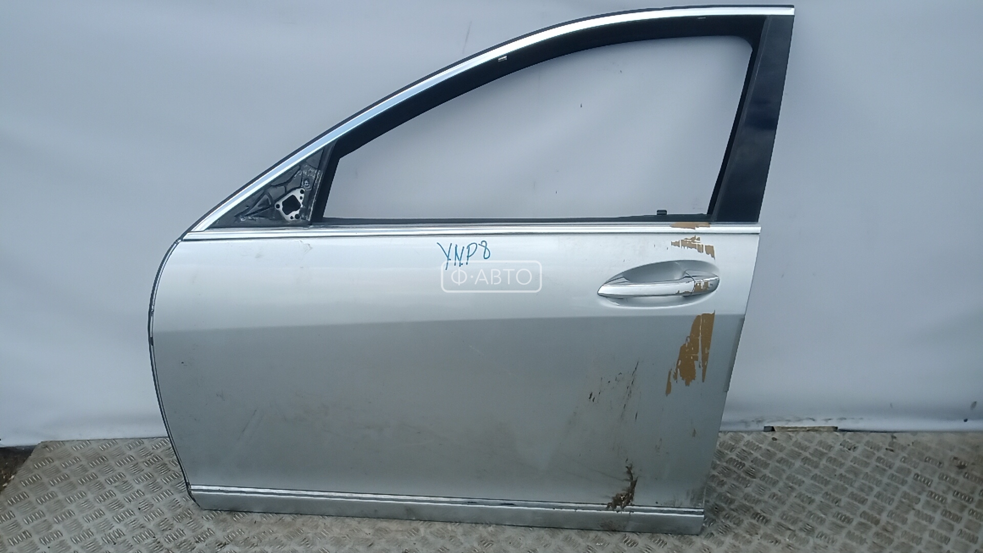 Дверь передняя левая