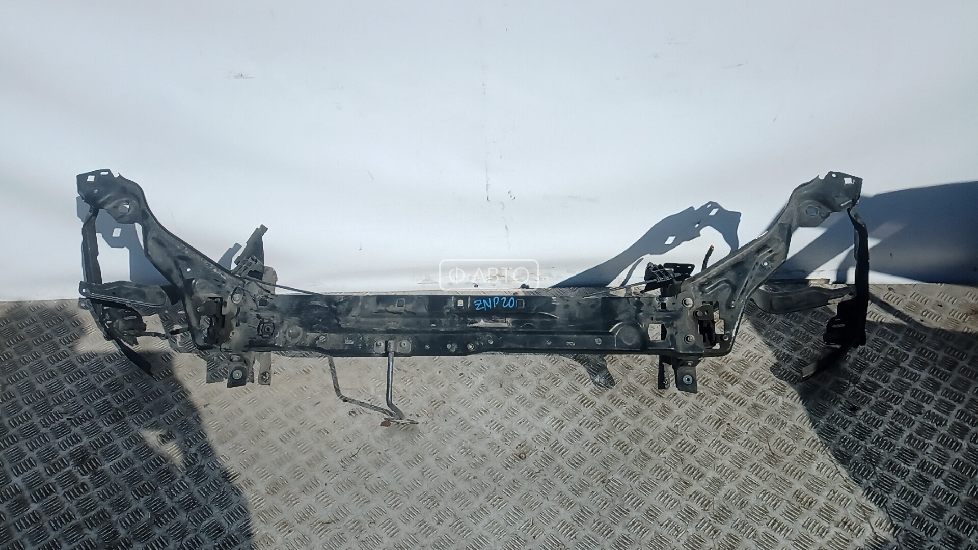 Передняя панель крепления облицовки (телевизор)