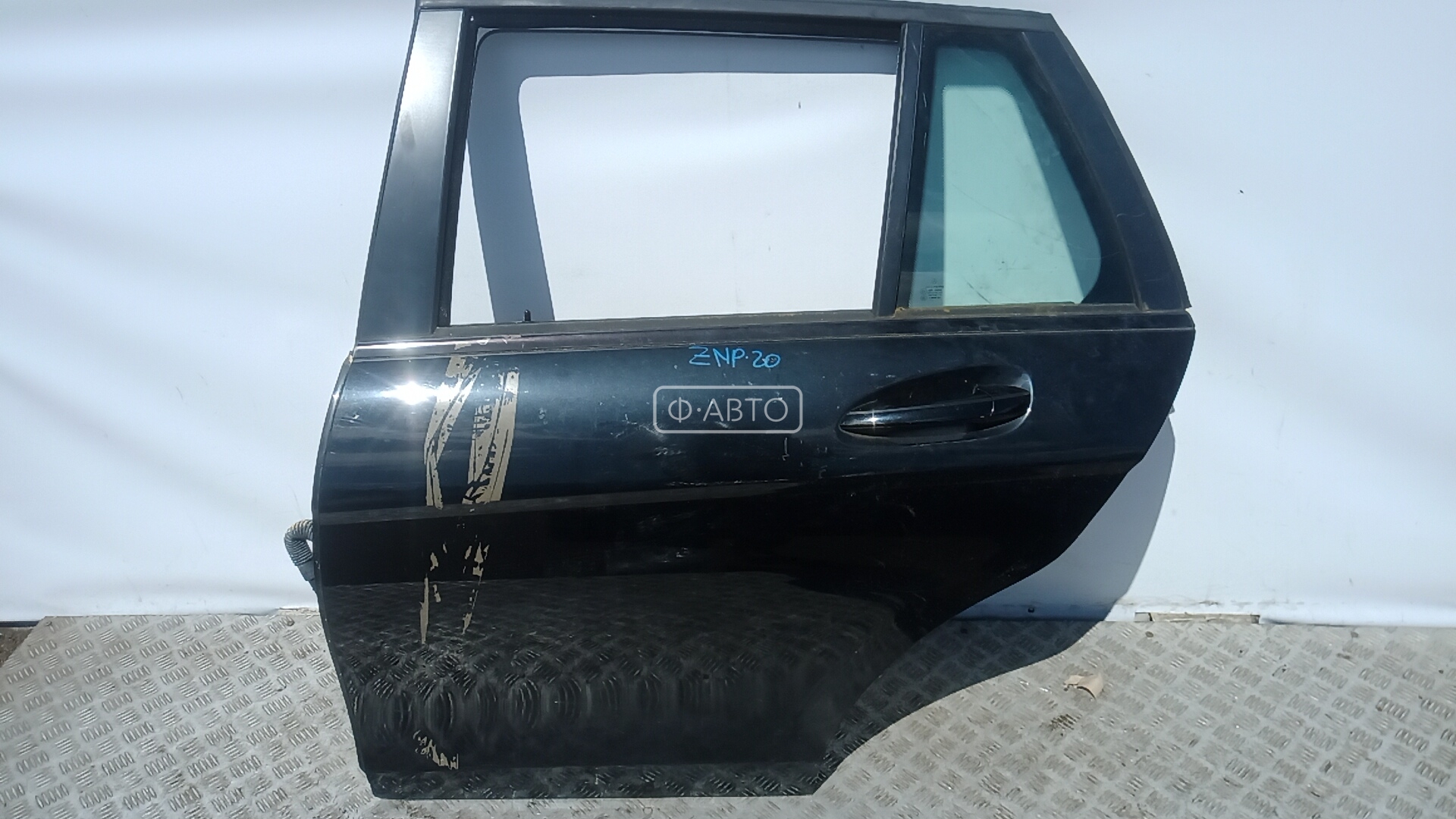 Дверь задняя левая