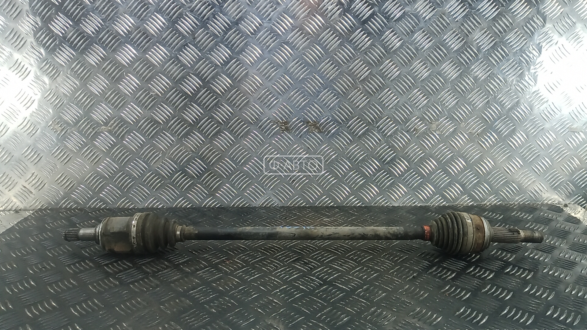 Привод задний левый