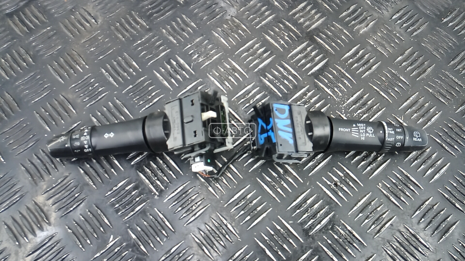 Переключатель поворотов и дворников (стрекоза)