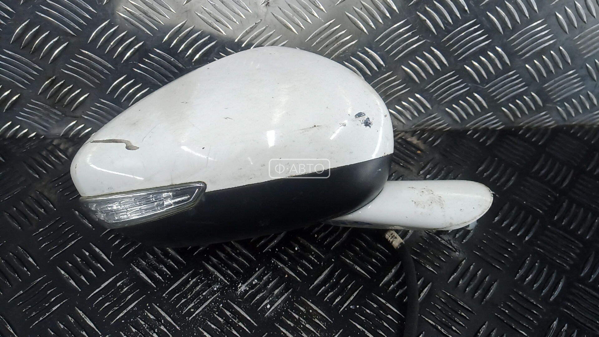 Зеркало наружное правое