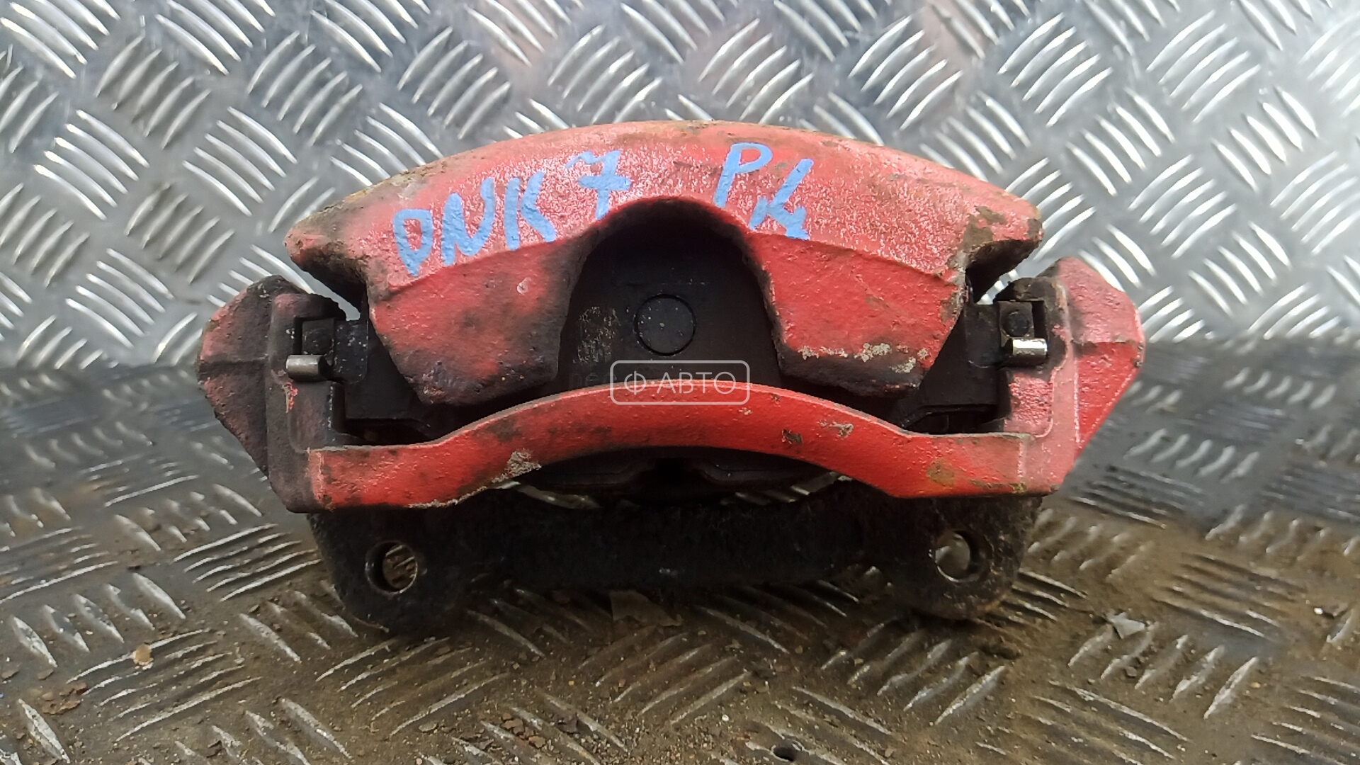 Суппорт тормозной передний левый