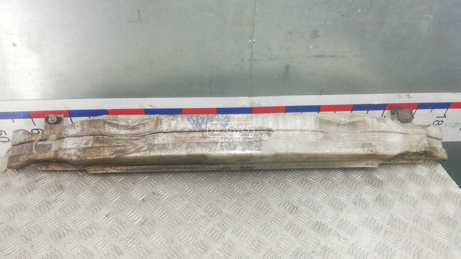 Усилитель бампера передний (кронштейн)