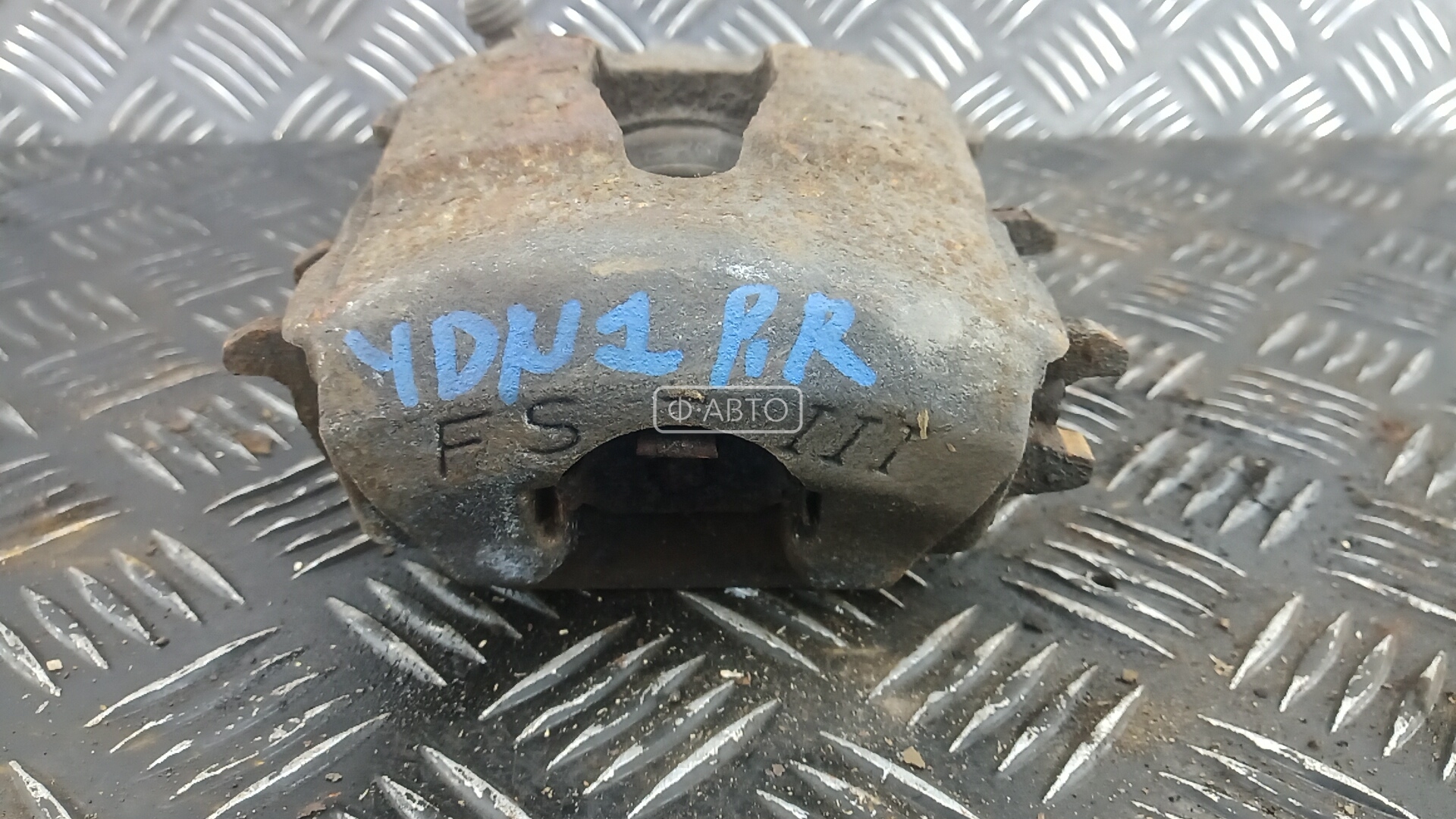 Суппорт тормозной передний правый