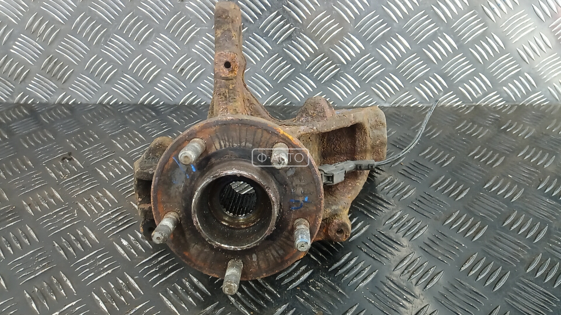 Ступица передняя правая