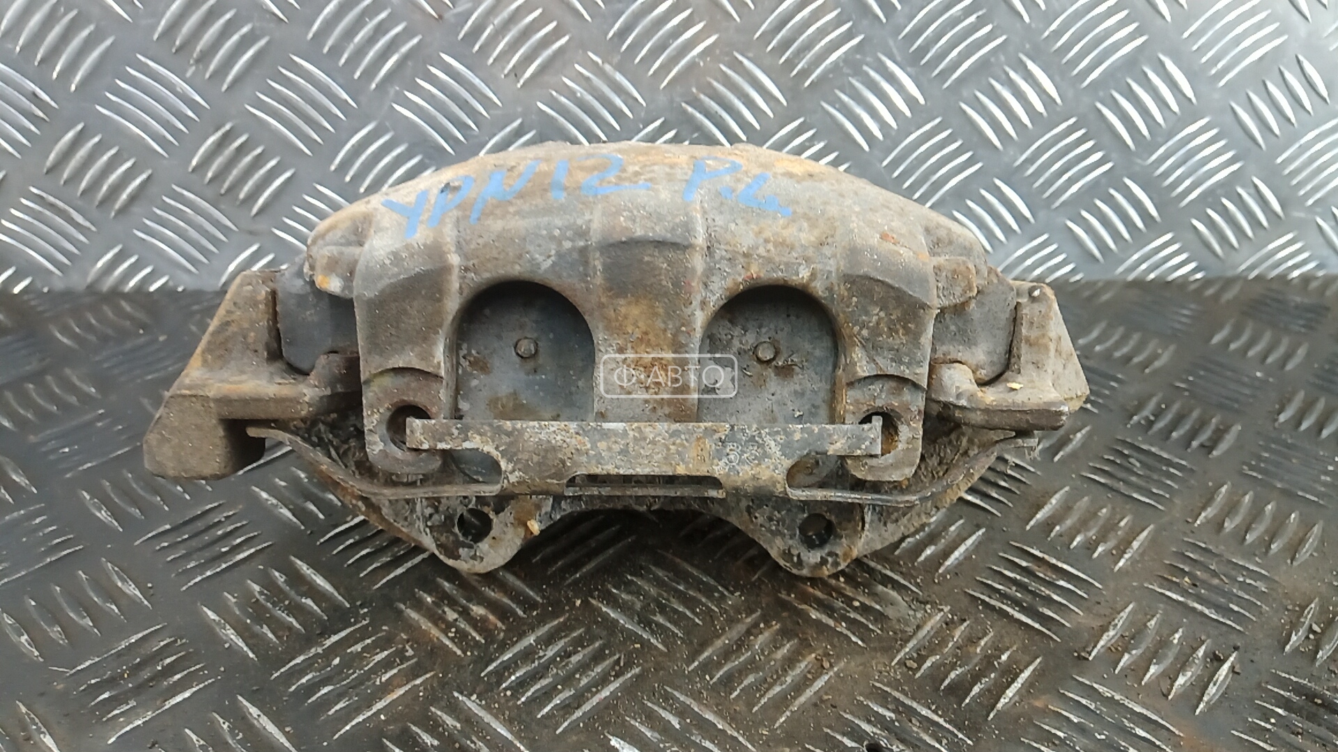 Суппорт тормозной передний левый