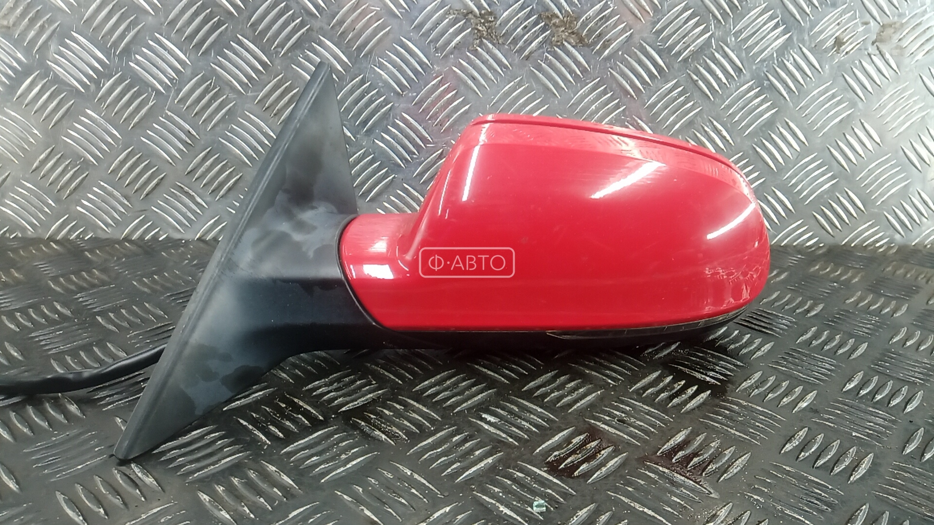 Зеркало наружное левое