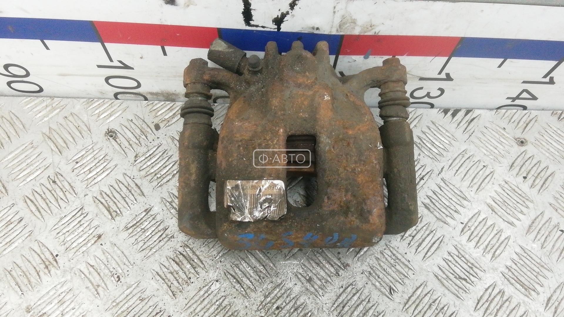 Суппорт тормозной передний правый