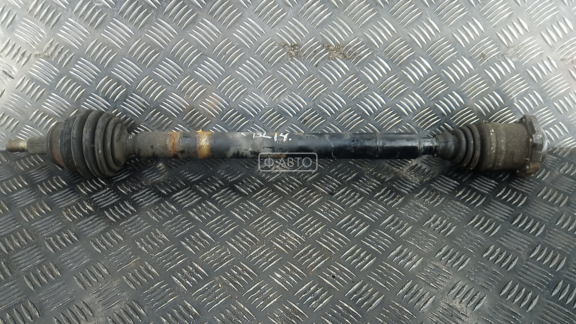 Привод передний правый