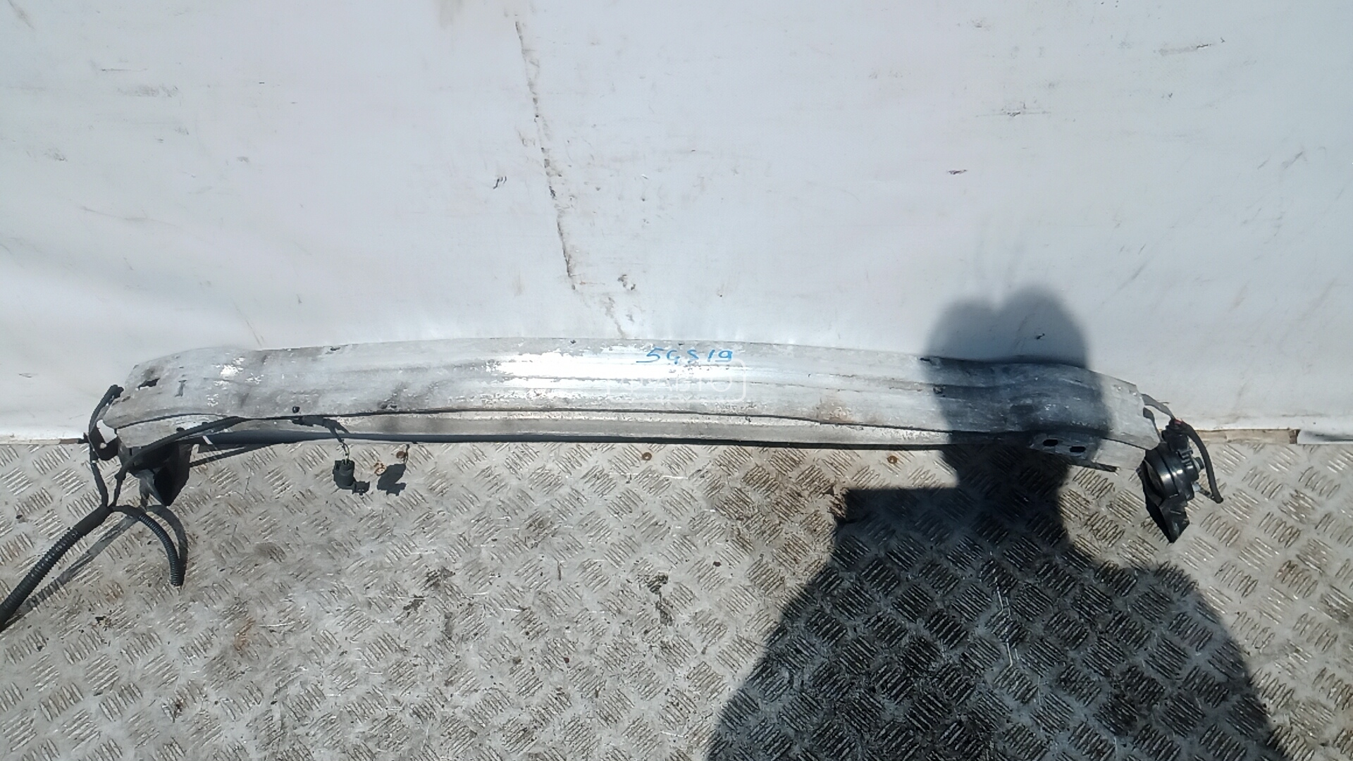 Усилитель бампера передний (кронштейн)