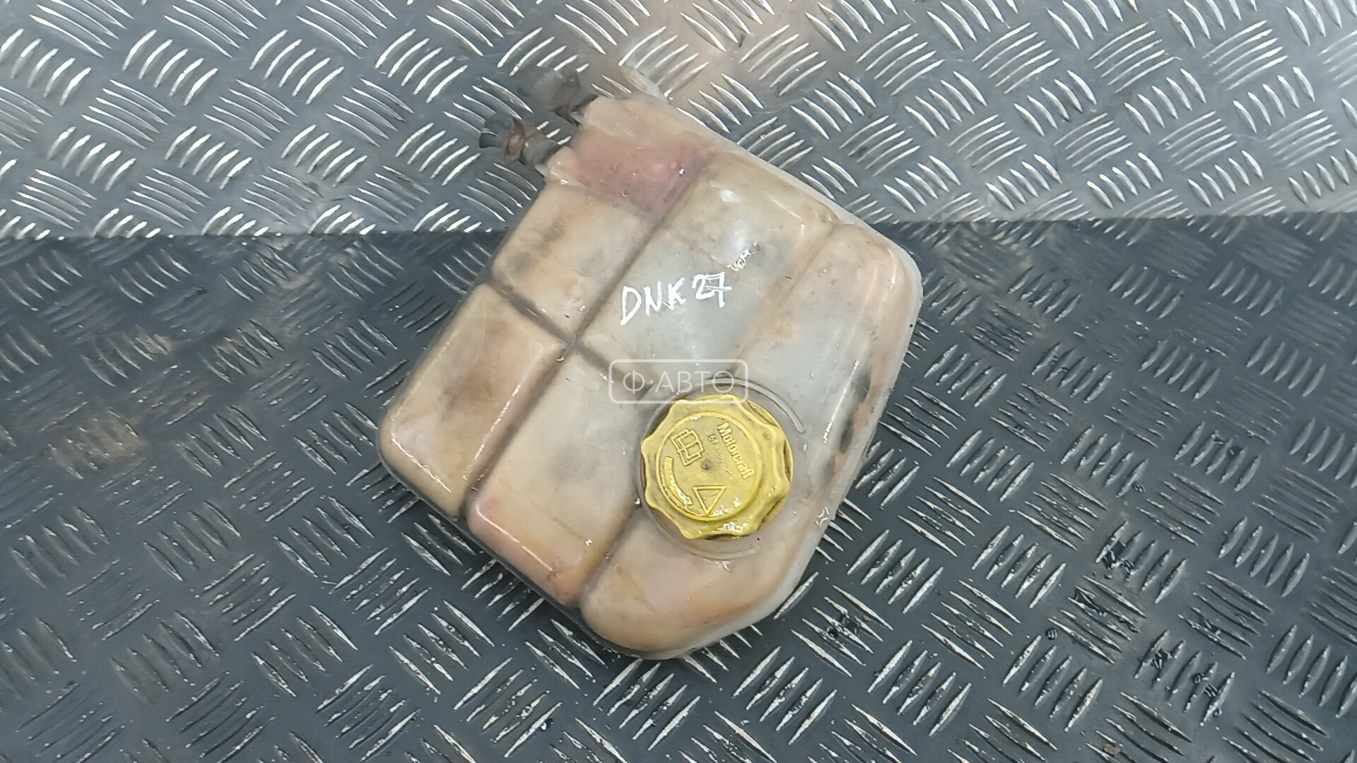 Бачок расширительный