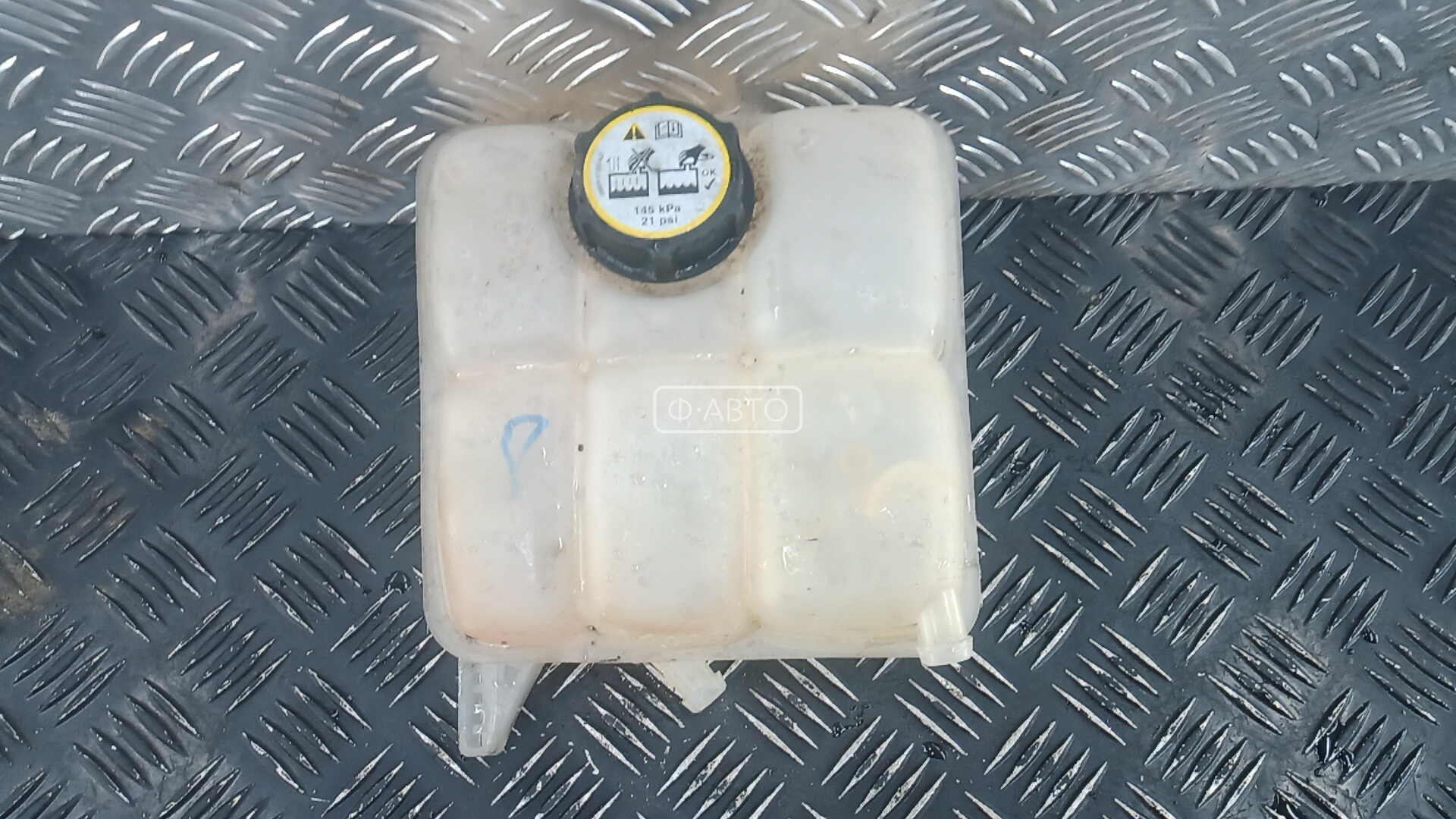 Бачок расширительный