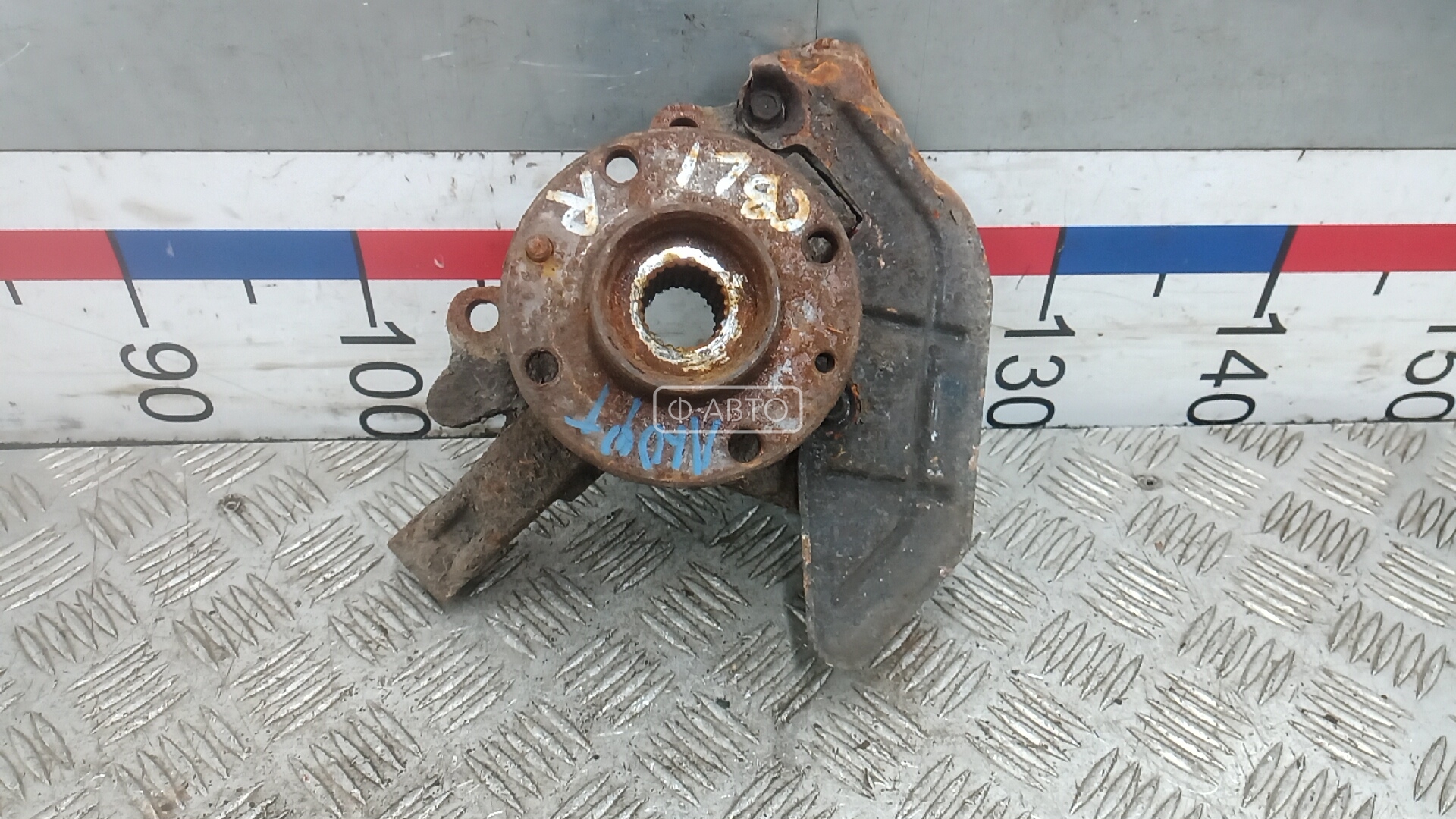 Ступица передняя правая