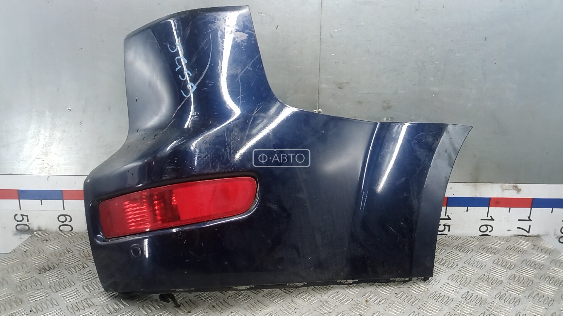 Клык бампера задний правый