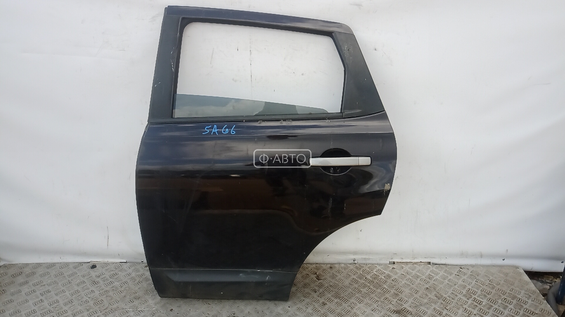 Дверь задняя левая