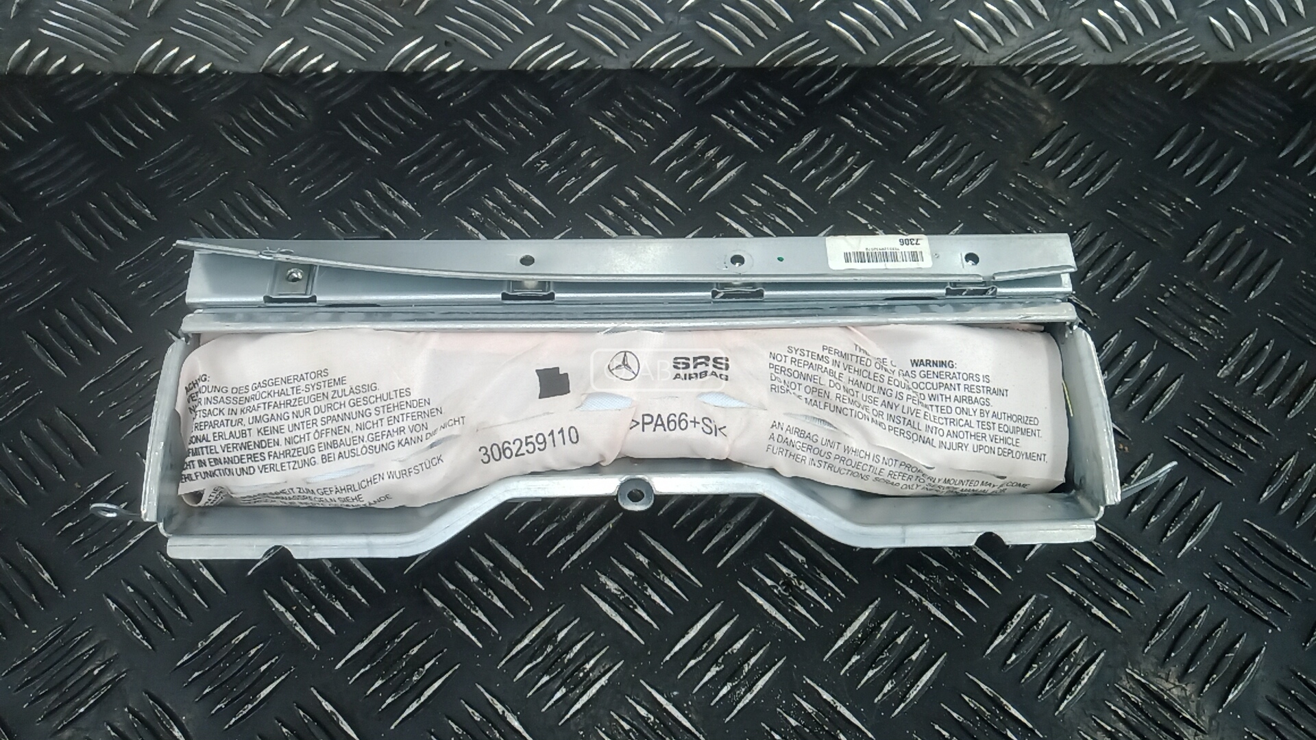 Подушка безопасности пассажира