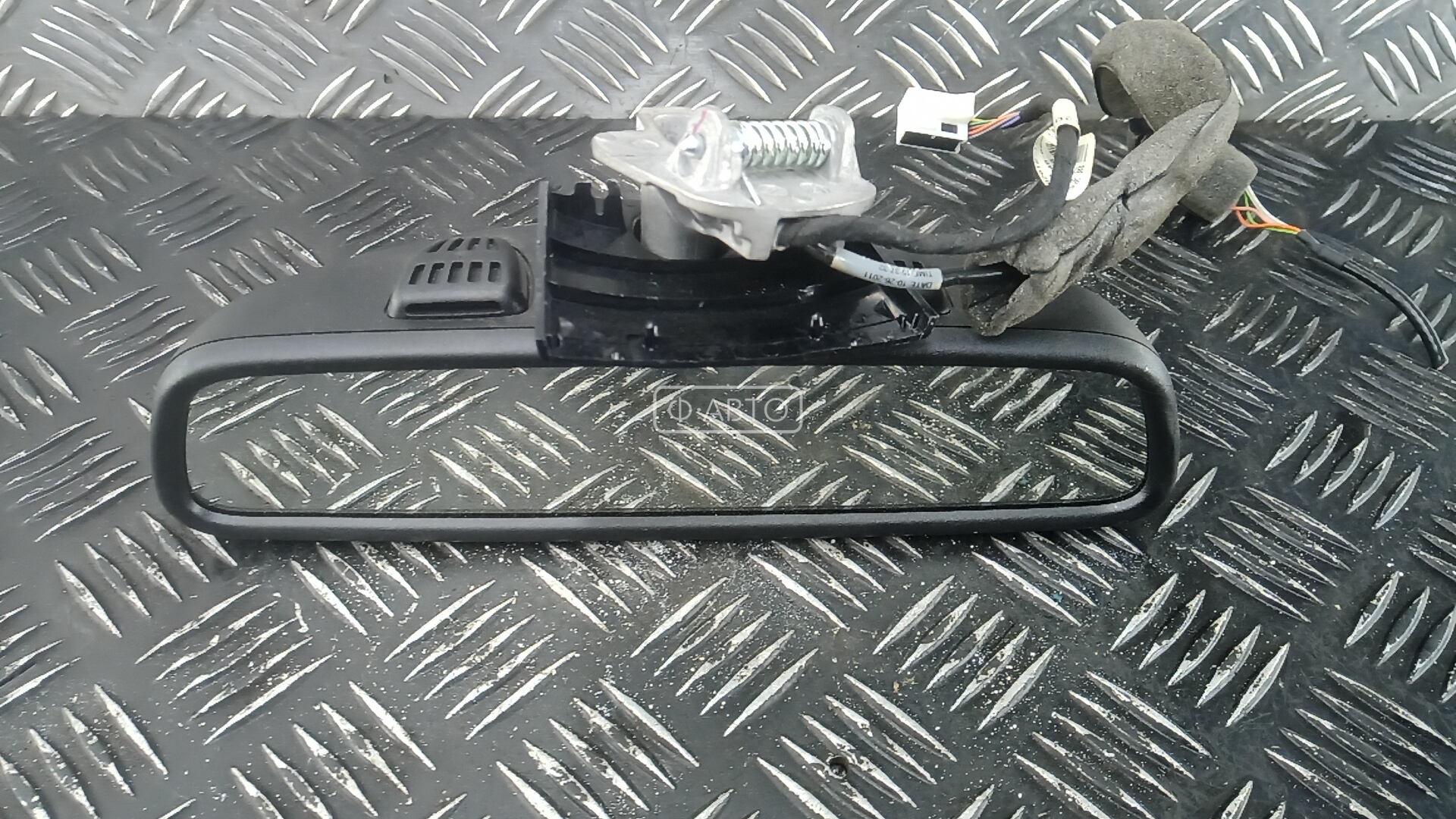 Зеркало салона