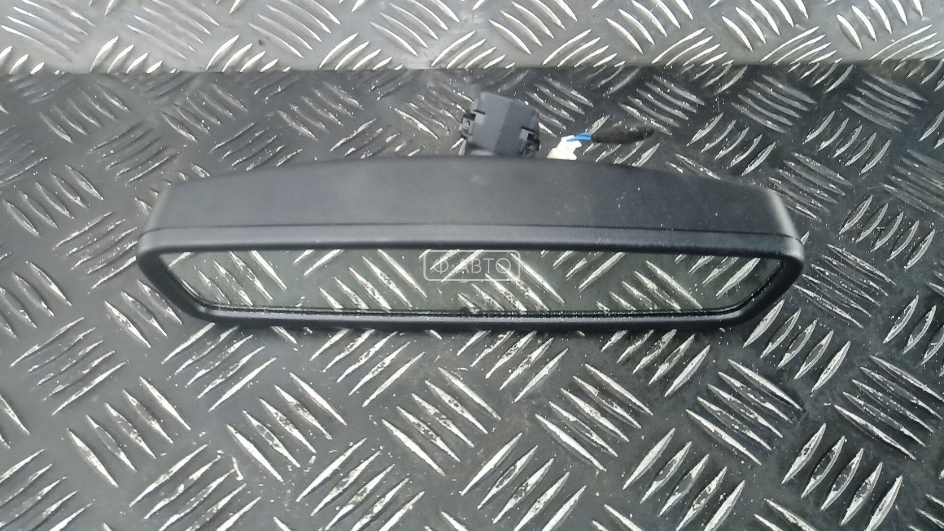 Зеркало салона