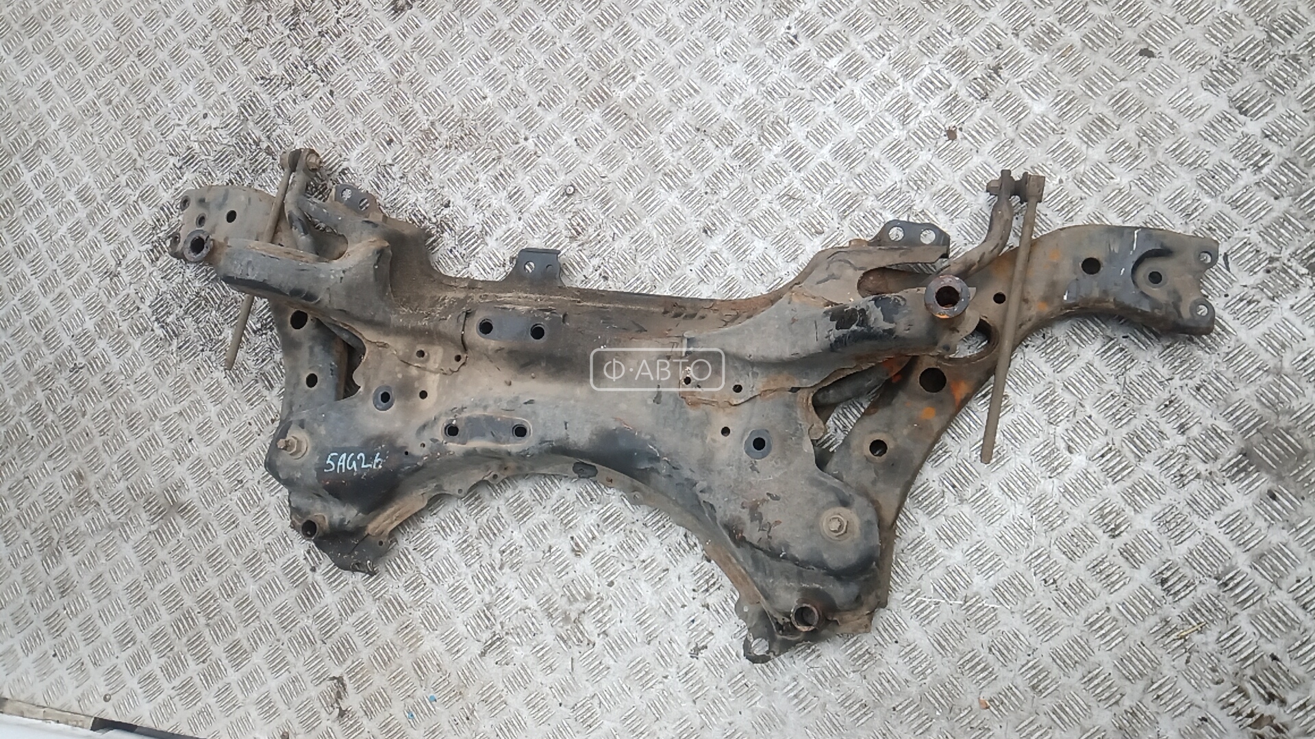 Балка подвески передняя