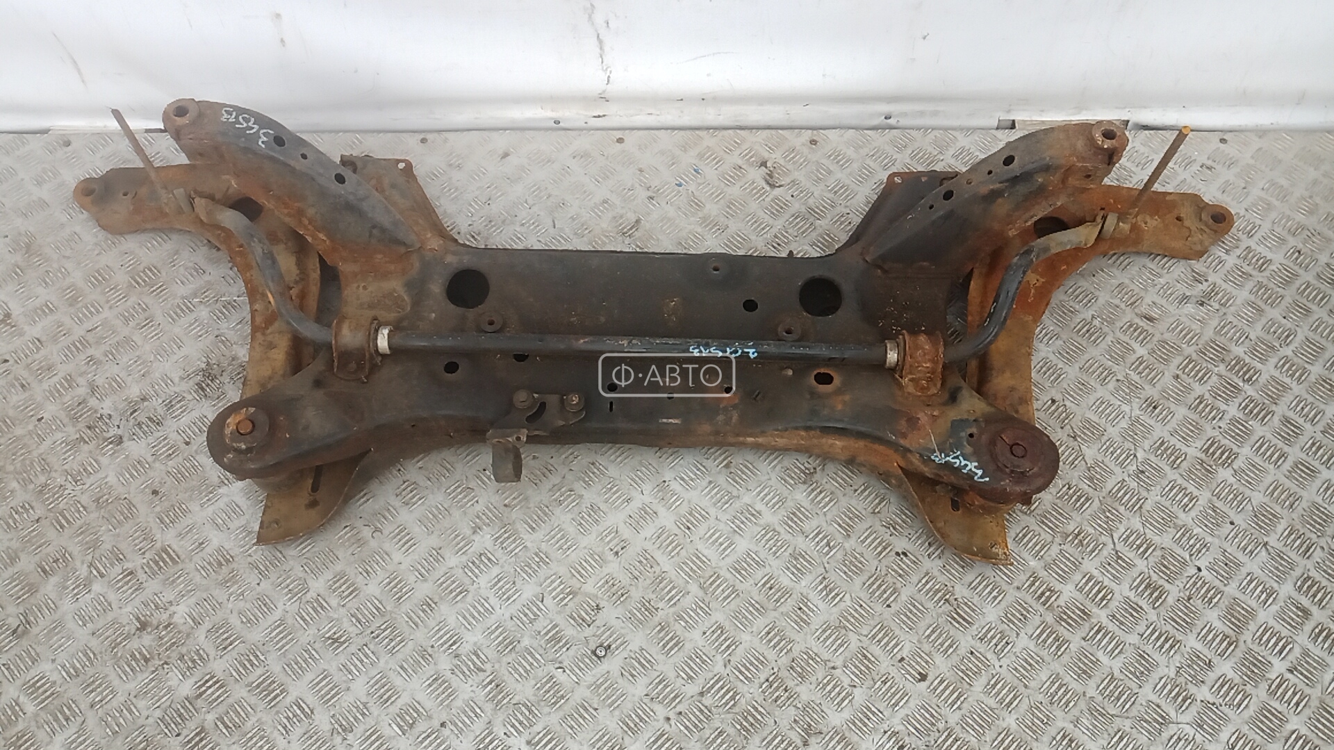 Балка подвески передняя