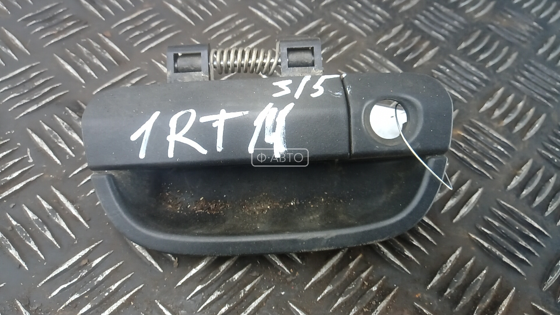 Ручка двери 3-5