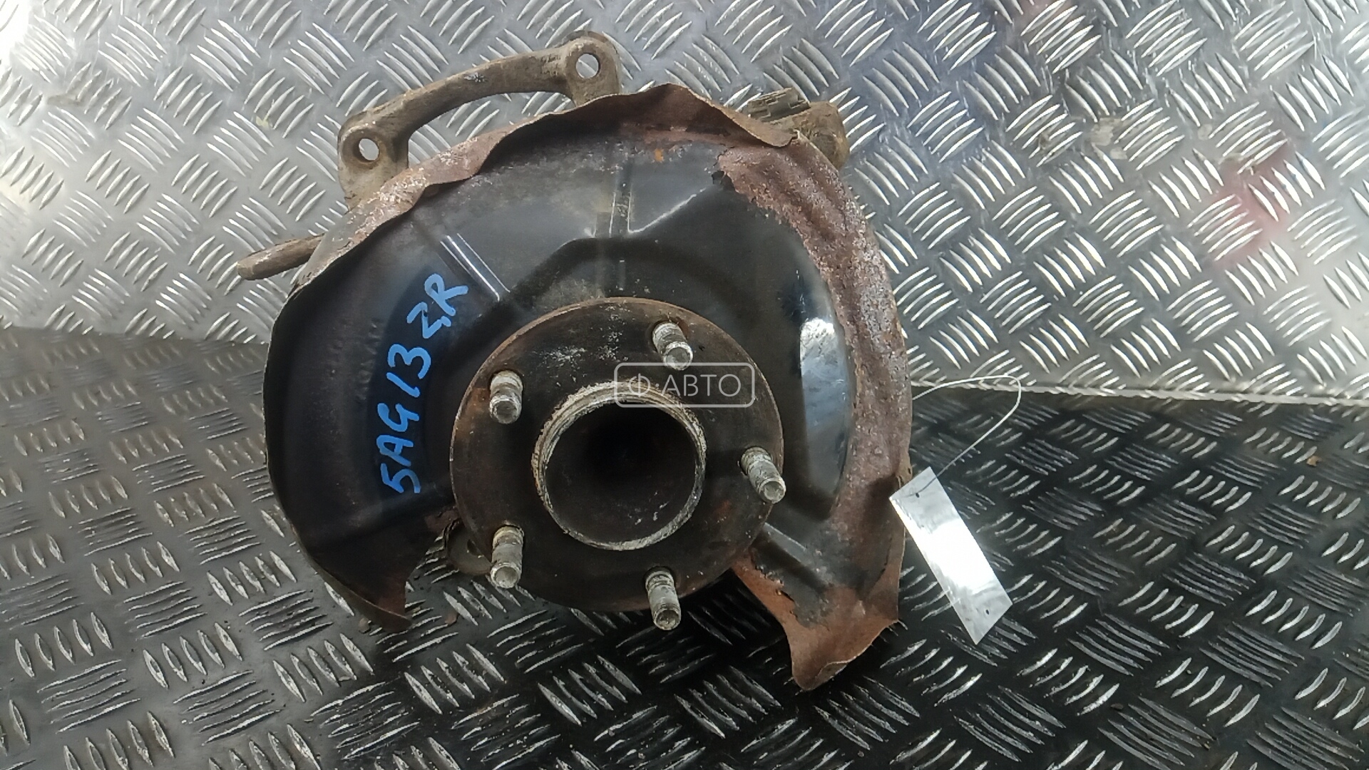 Ступица задняя правая