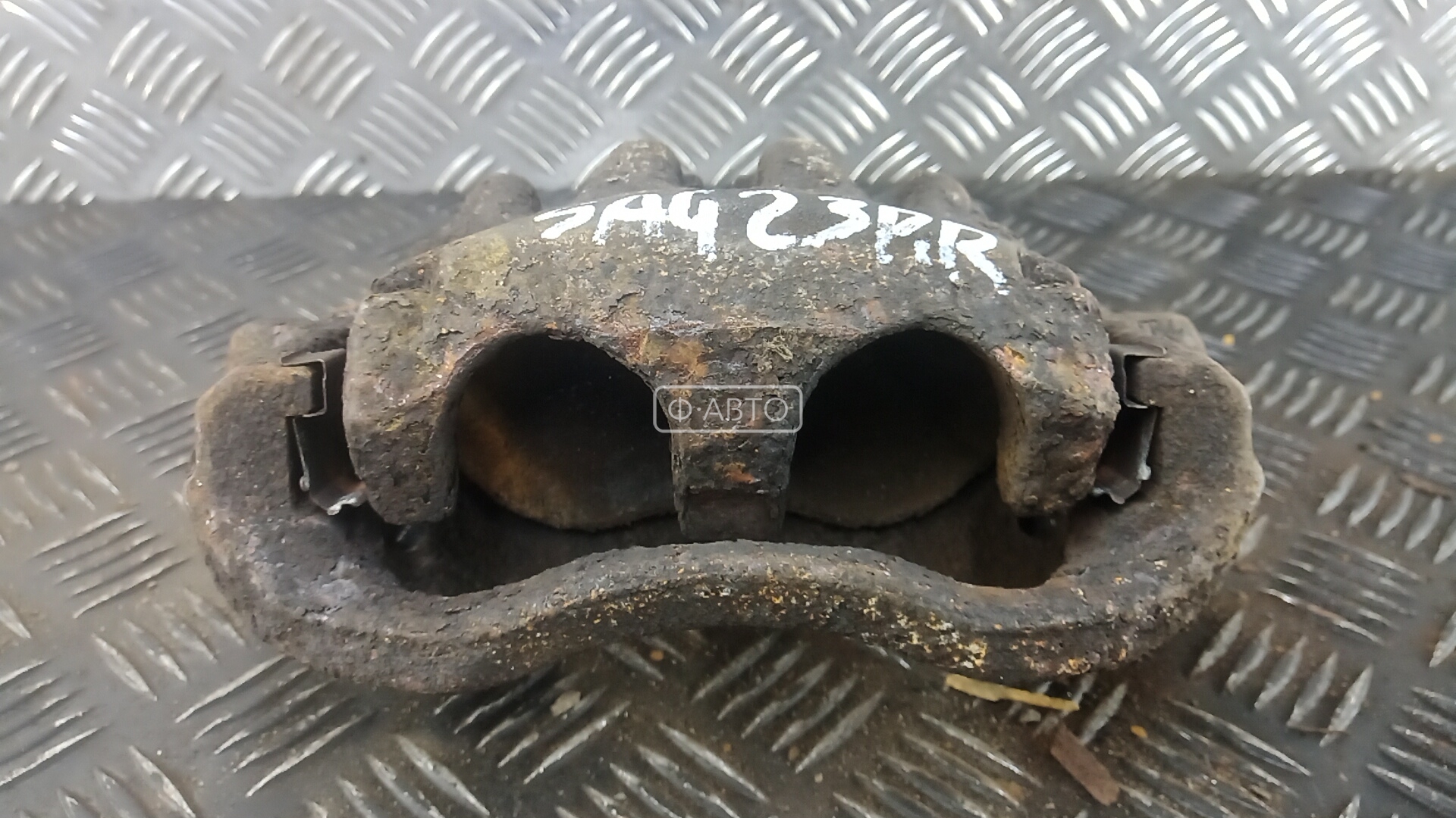 Суппорт тормозной передний правый