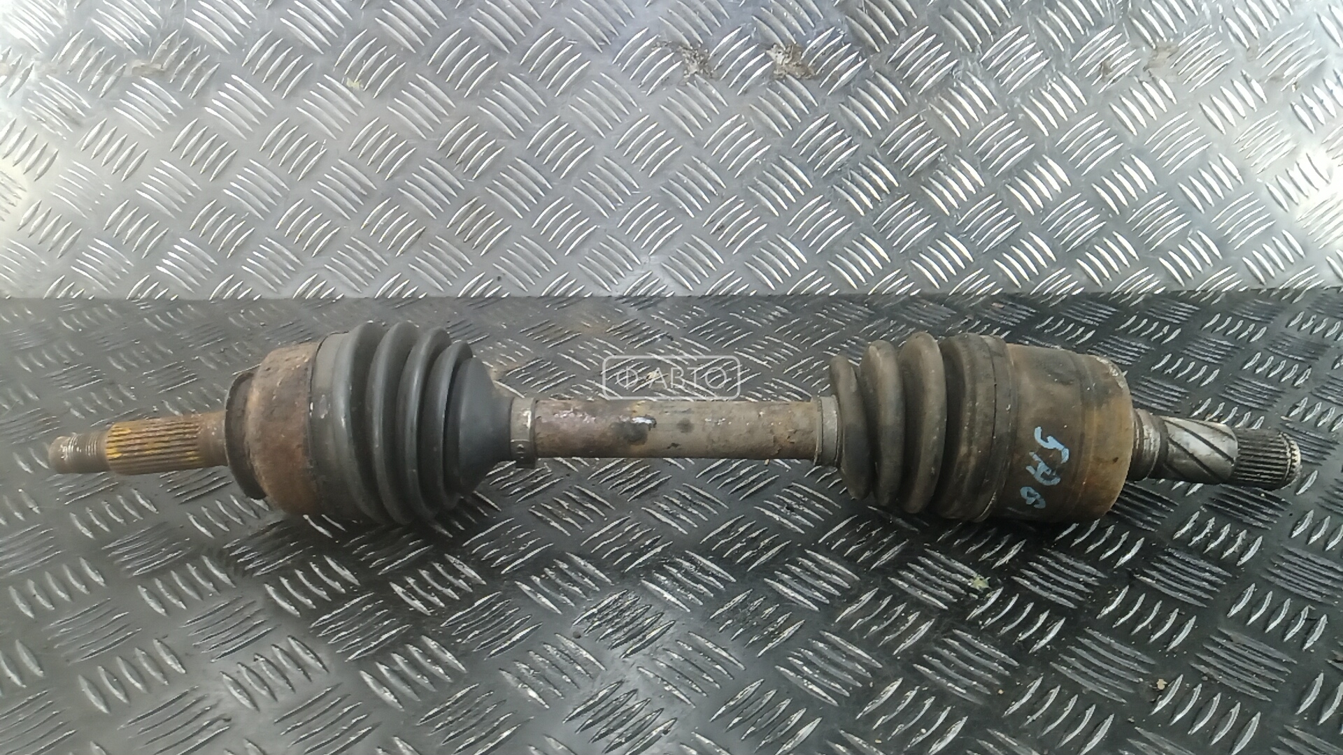 Привод передний левый