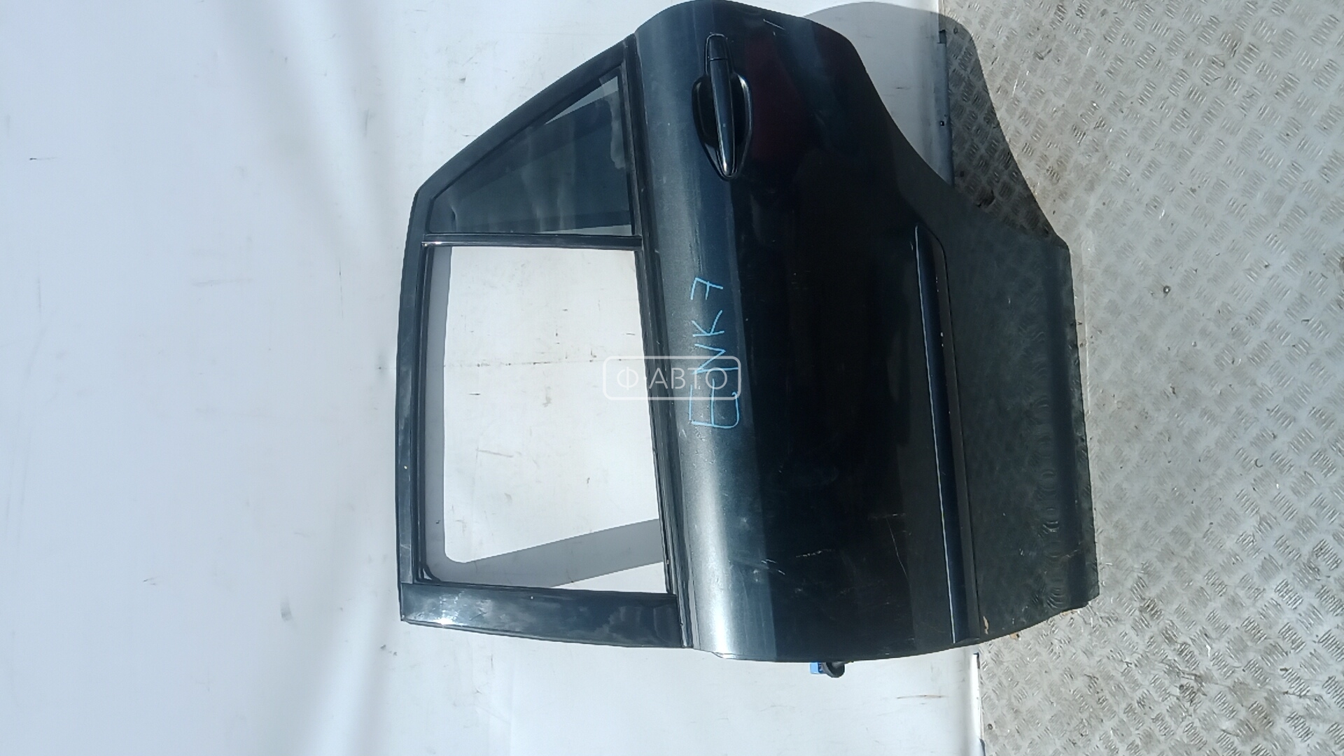 Дверь задняя левая