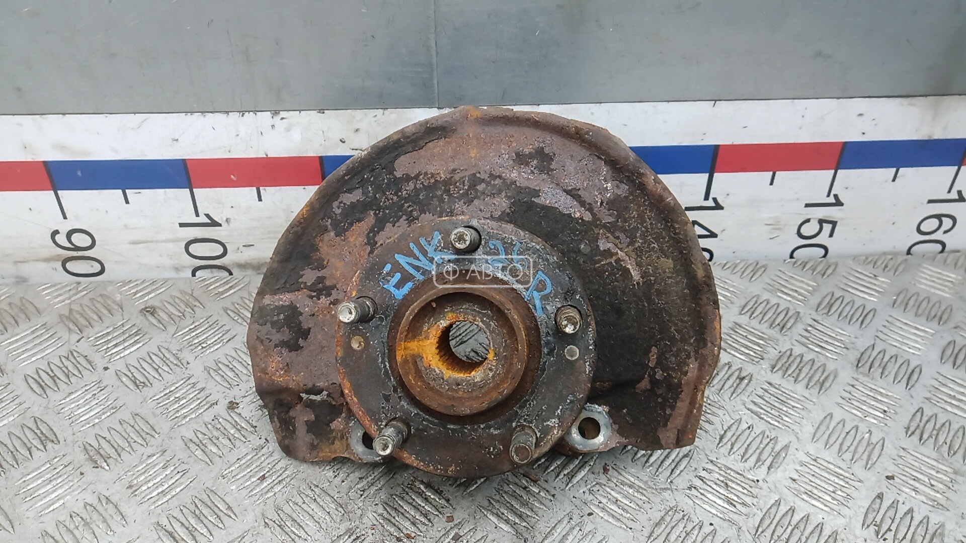 Ступица передняя правая