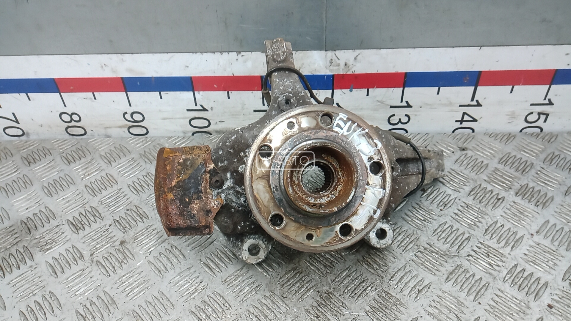 Ступица передняя правая