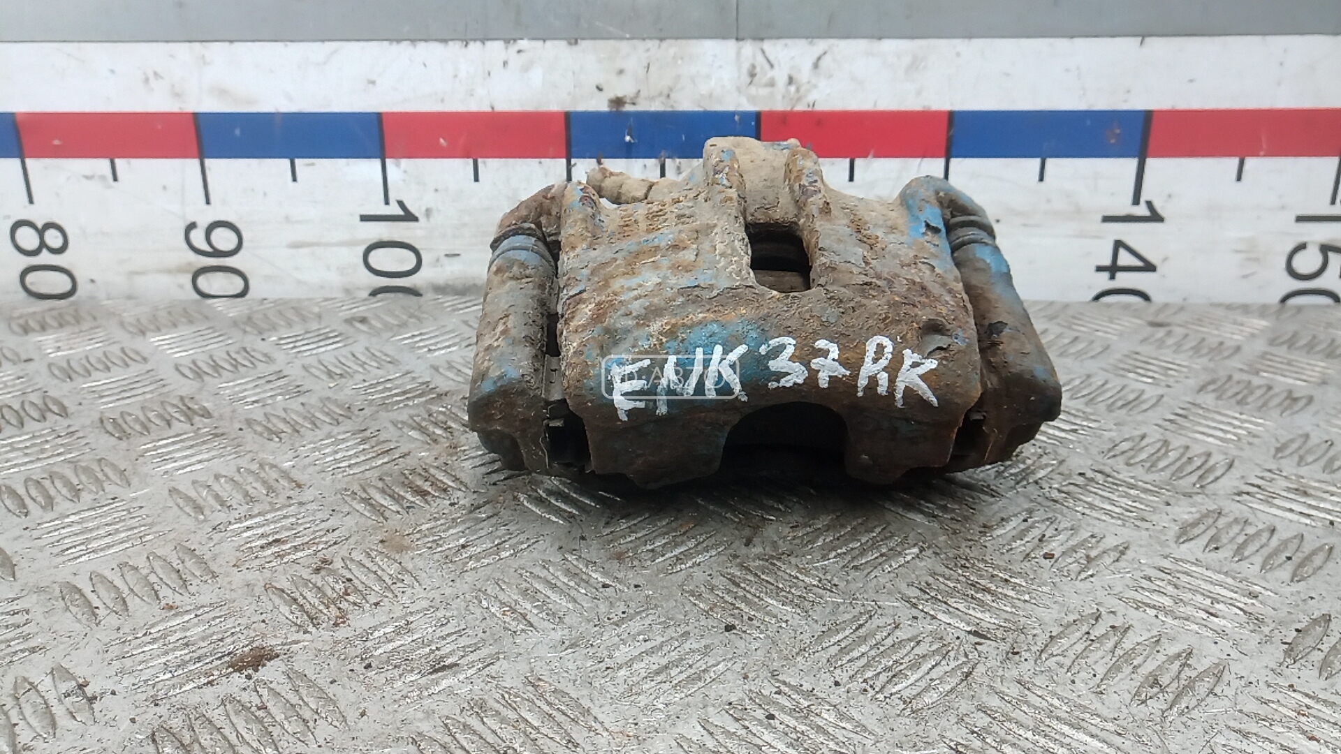 Суппорт тормозной передний правый