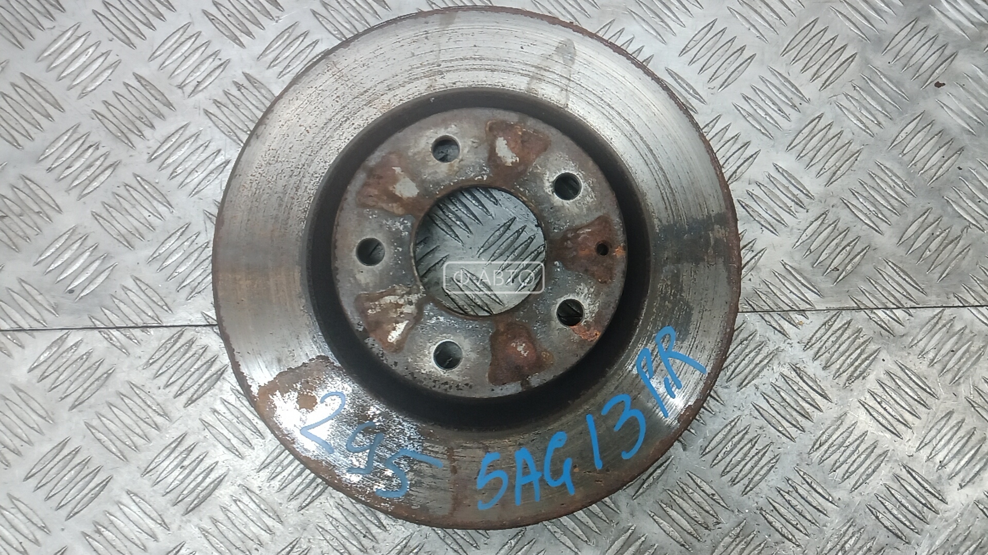 Диск тормозной передний